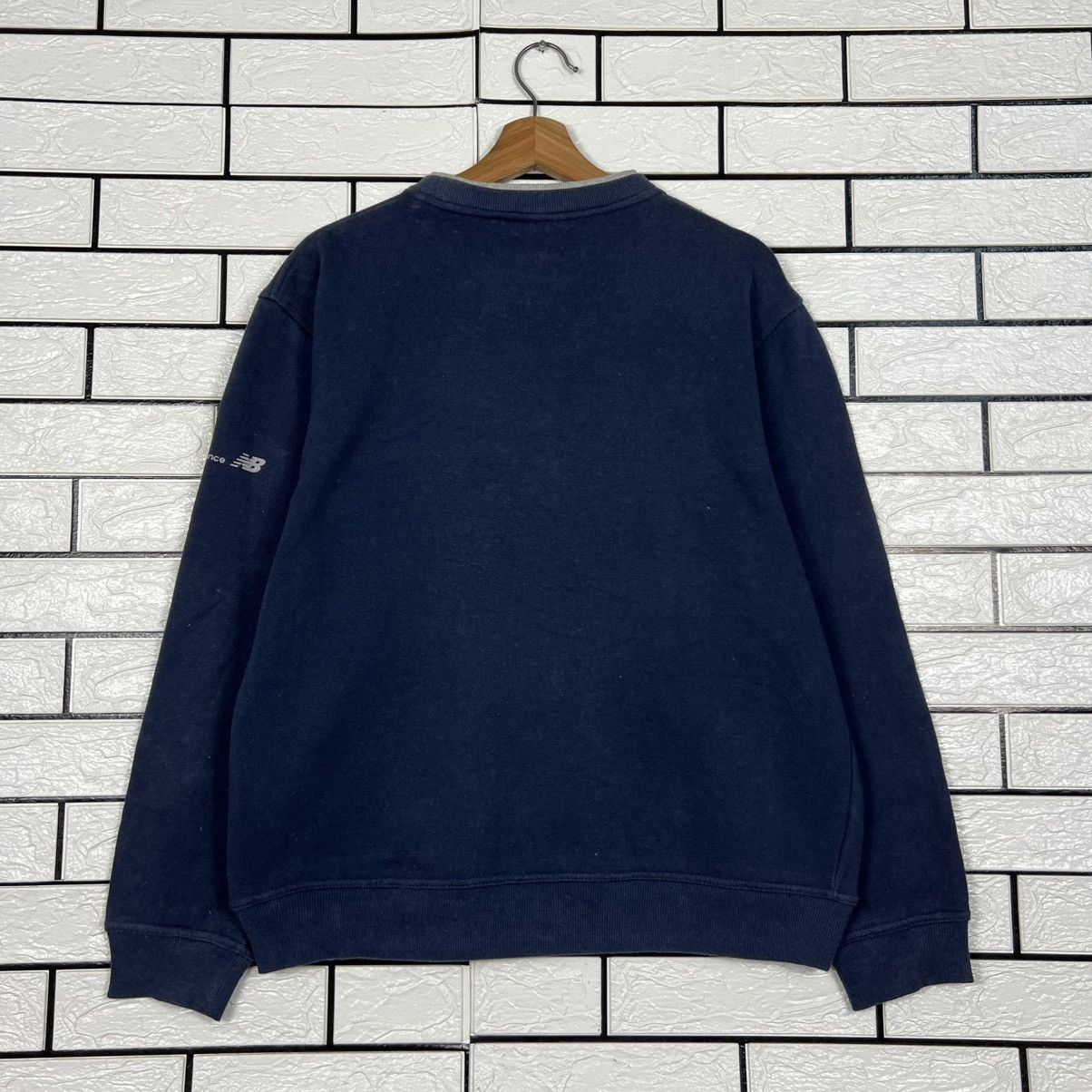 New Balance NEW BALANCE Big Logo Crewneck Sweatshirt #3968-C181 Size US L / EU 52-54 / 3 - 12 Thumbnail
