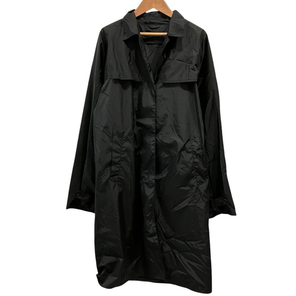 Prada Prada Prada Packable Hooded Raincoat Textile Outerwear DUTY FREE for USA Size ONE SIZE - 1 Thumbnail
