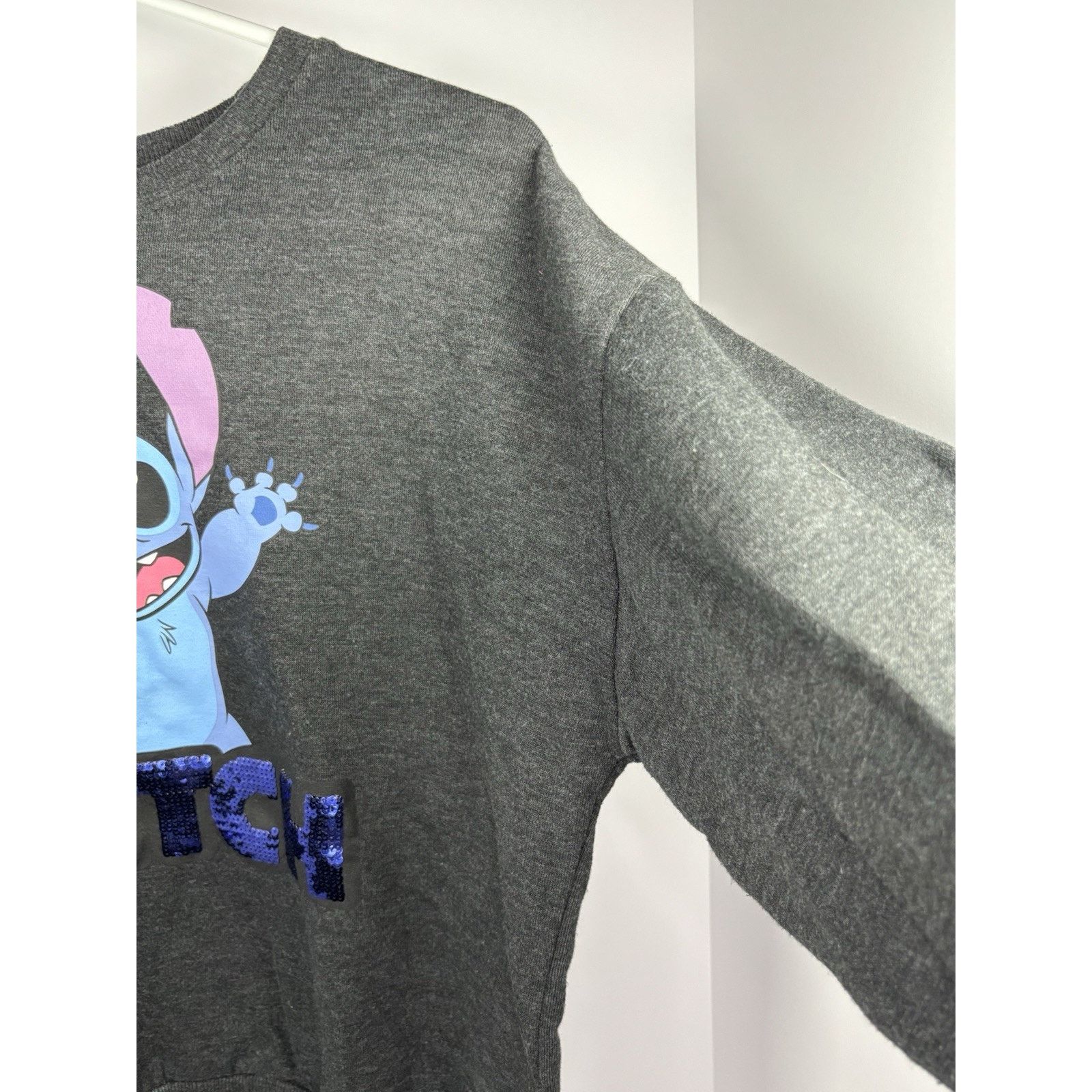 The Unbranded Brand Disney Stitch Sequin Sweatshirt Women’s Small Jerry Leigh Size L / US 10 / IT 46 - 10 Thumbnail