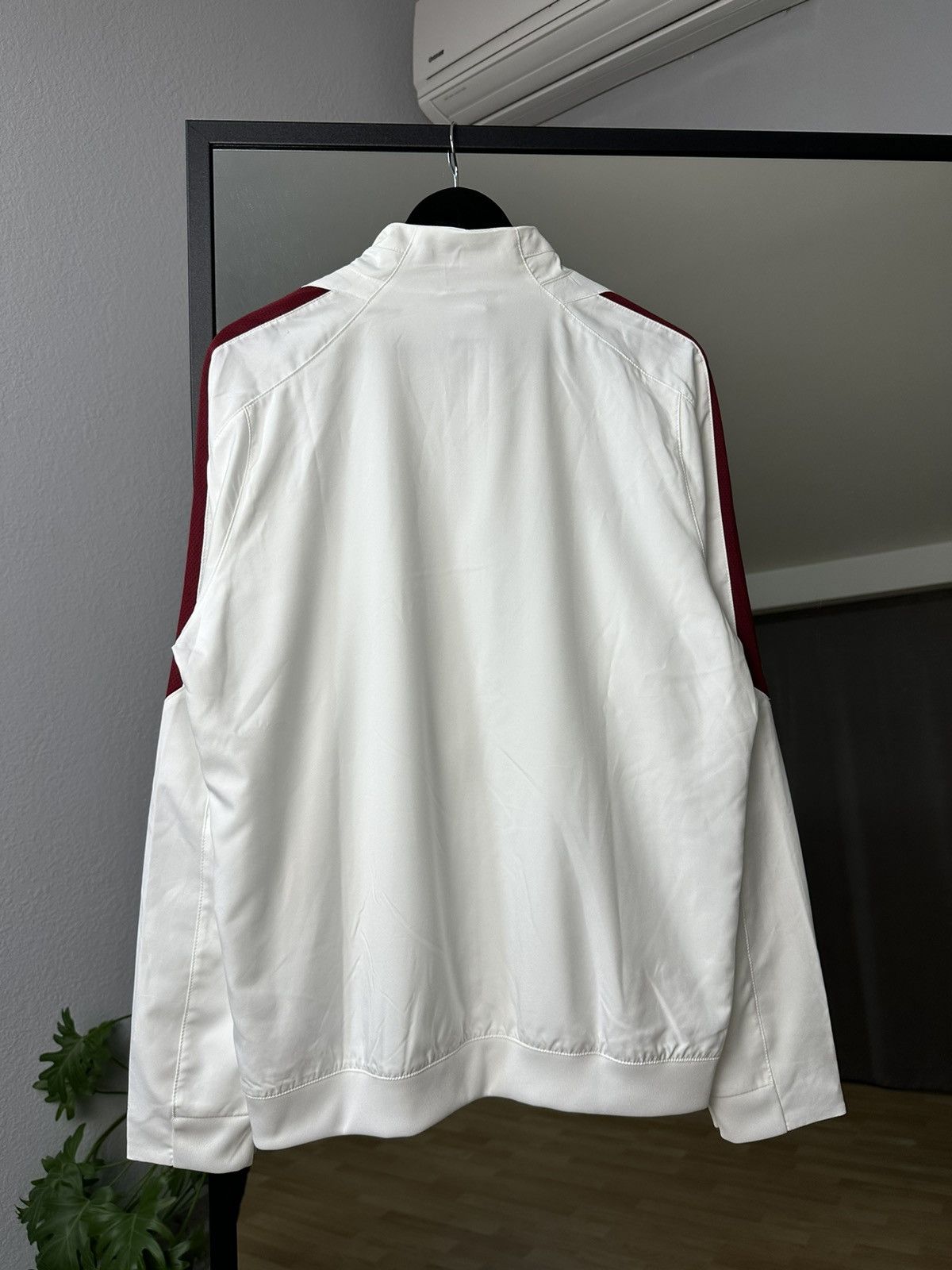 Nike Vintage Nike Roma Blokecore Nylon Jacket Y2K Football Size US L / EU 52-54 / 3 - 13 Thumbnail
