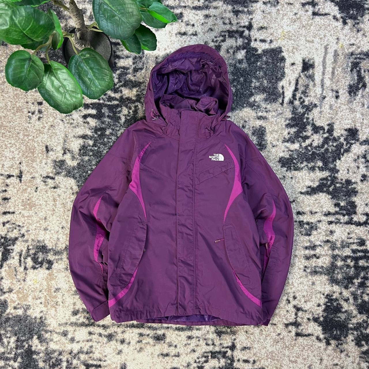 The North Face The North Face Mini Logo HyVent Zip Up Jacket Gorpcore Style Size S / US 4 / IT 40 - 1 Thumbnail