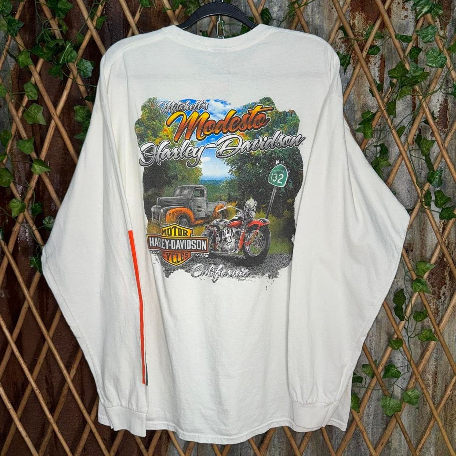 Harley Davidson Harley davidson highway 132 motorcycle modesto L/S t-shirt Size US XXL / EU 58 / 5 - 1 Thumbnail