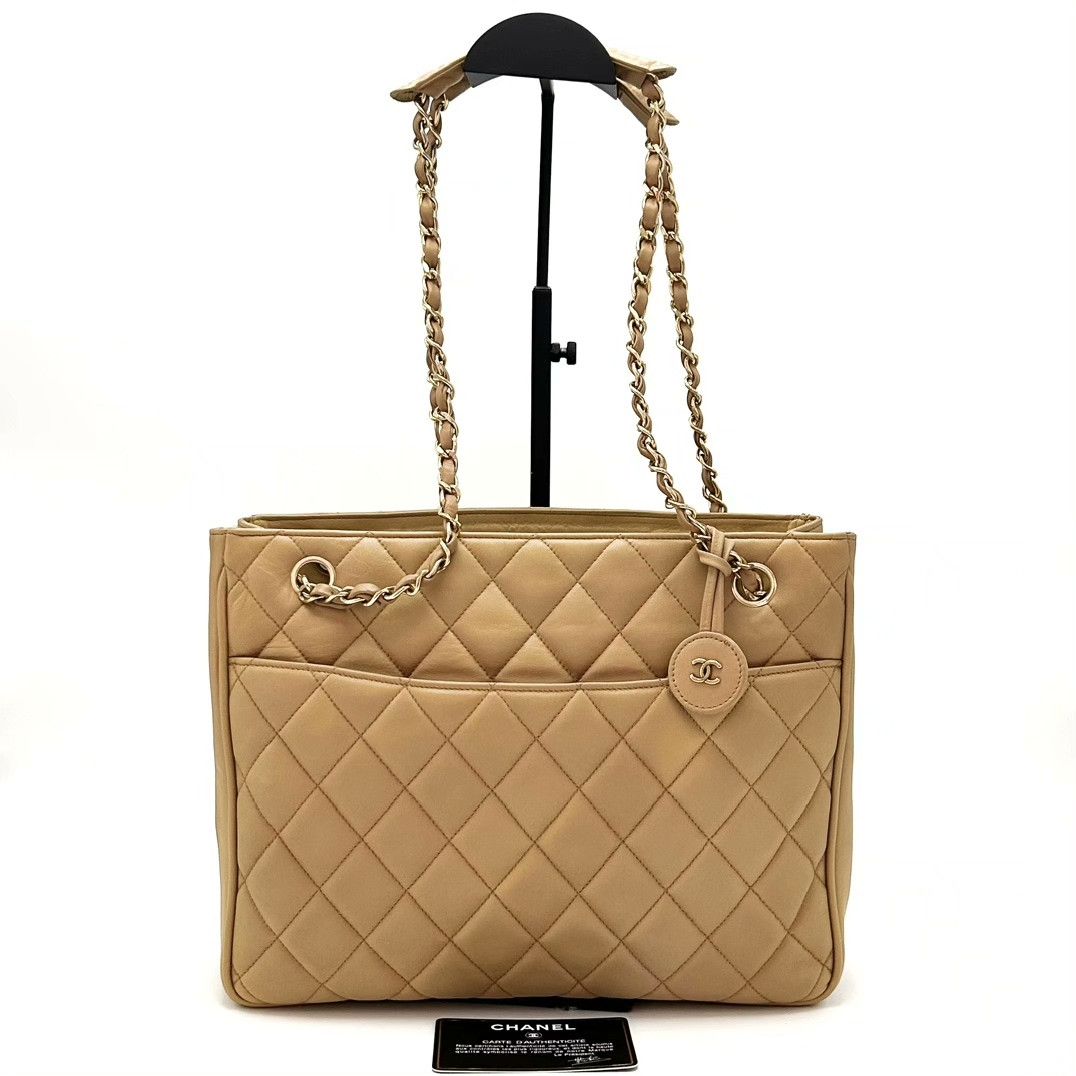 Chanel Pre-loved Bag Very good condition Size ONE SIZE - 1 Thumbnail