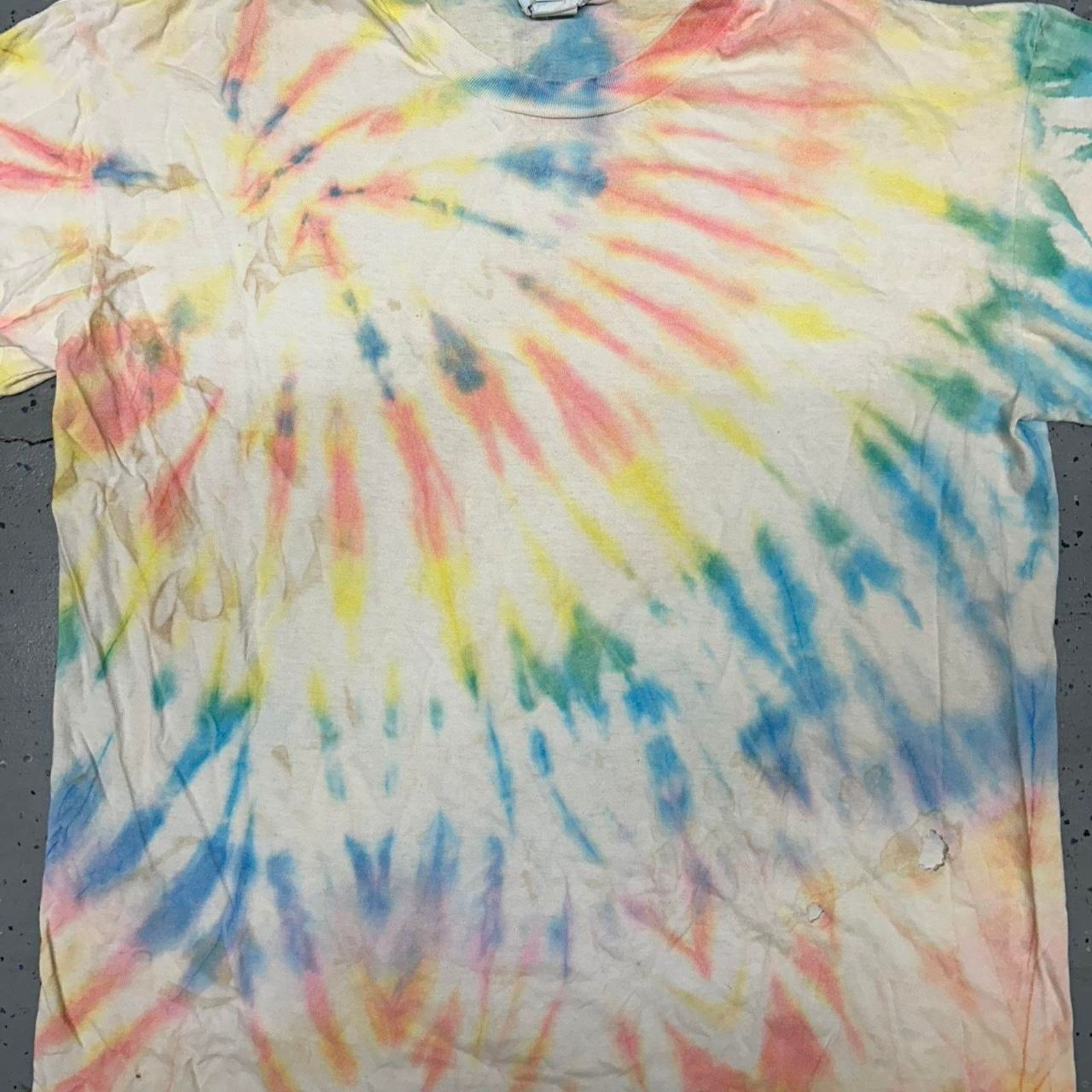 Other VTG Distressed Multi-coloured cotton tie-dye tee Size US XL / EU 56 / 4 - 2 Thumbnail