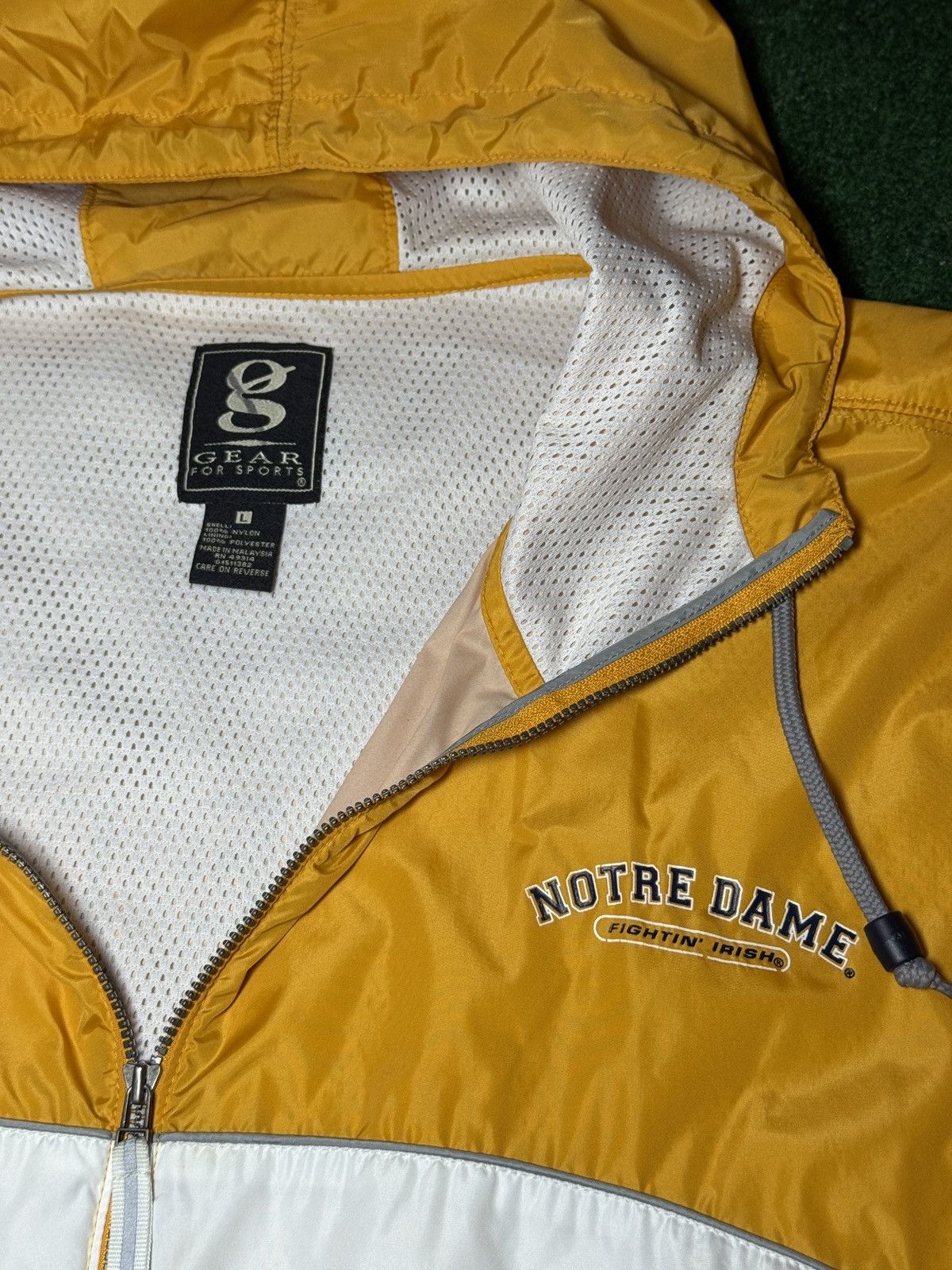 NCAA Notre Dame Fighting Irish Zip Yellow Windbreaker Jacket Size US L / EU 52-54 / 3 - 2 Thumbnail