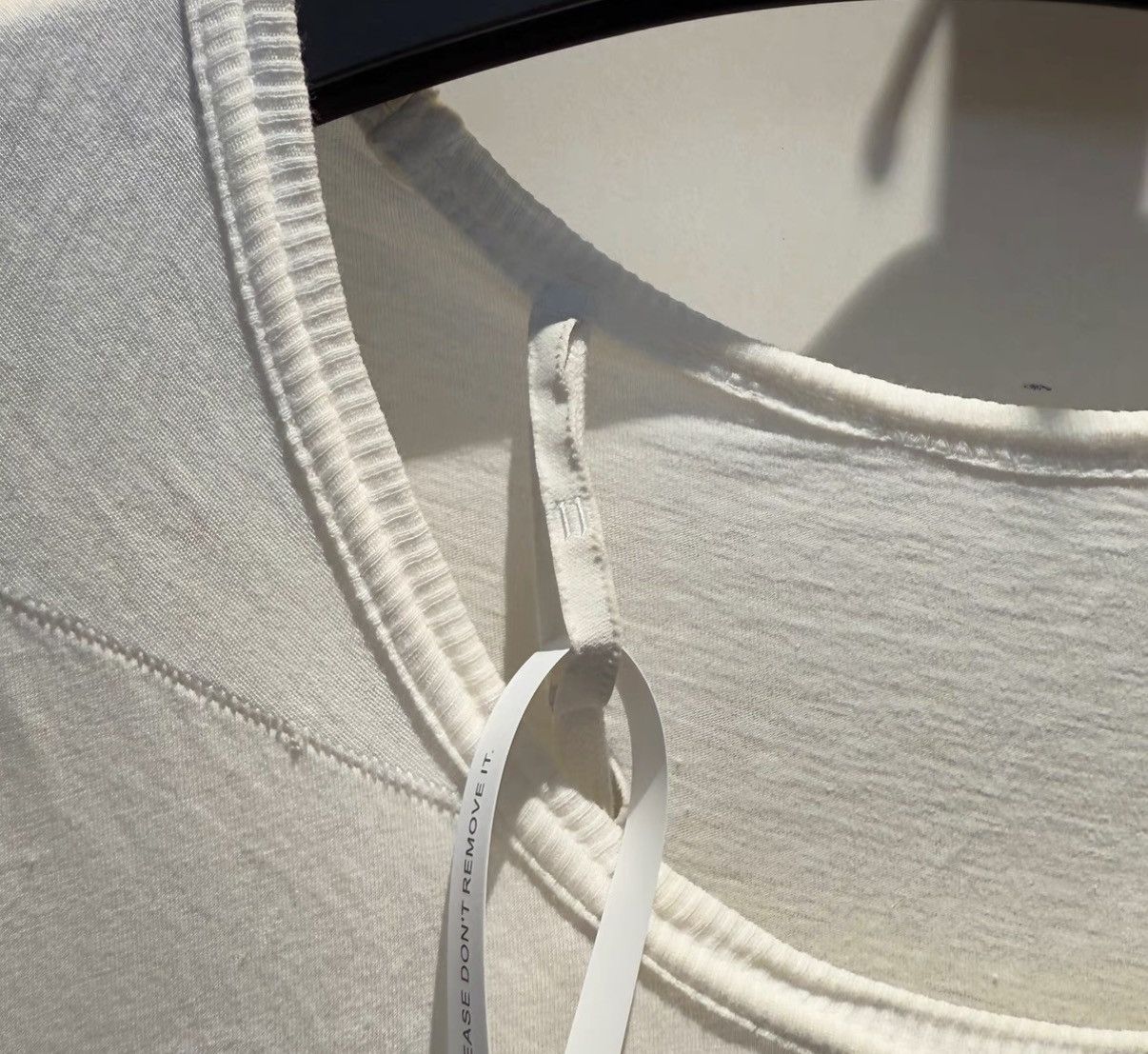 11 By Boris Bidjan Saberi BBS Premium Piece at Great Price white short sleeve t-shirt Size US S / EU 44-46 / 1 - 3 Thumbnail