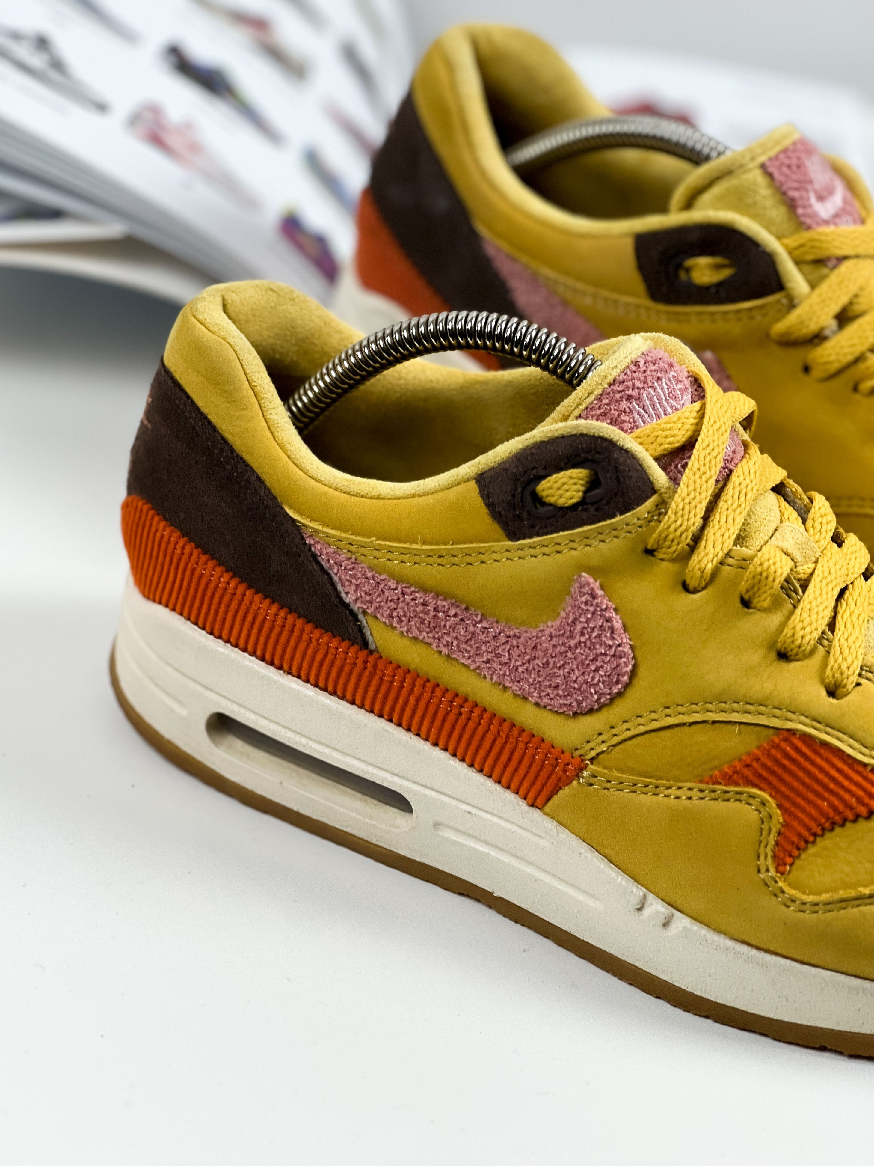 Nike Nike Air Max 1 Crepe Wheat Gold Rust Pink 'CD7861-700' Size US 7 / EU 40 - 4 Thumbnail
