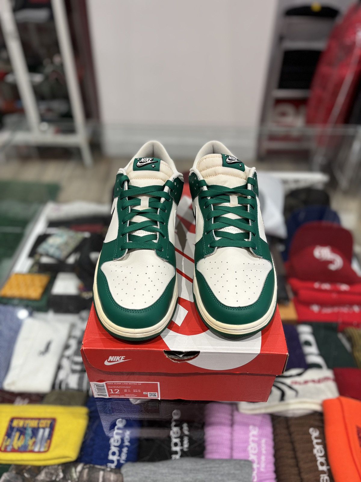 Nike Nike Dunk Low SE Lottery Pack Malachite Green Size US 12 / EU 45 - 3 Thumbnail