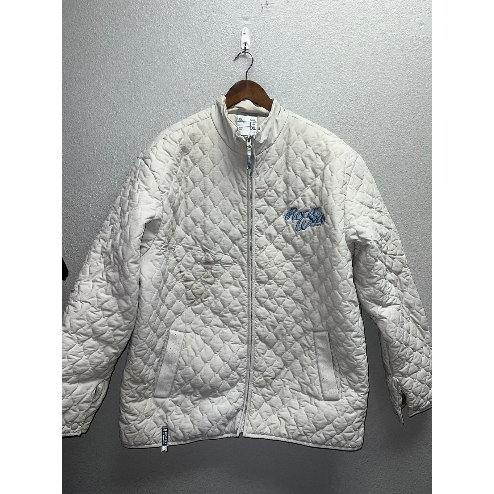 Vintage Rocawear Puffer Jacket Full Zip Quilted Roc Stained STAIN Size US XL / EU 56 / 4 - 1 Thumbnail