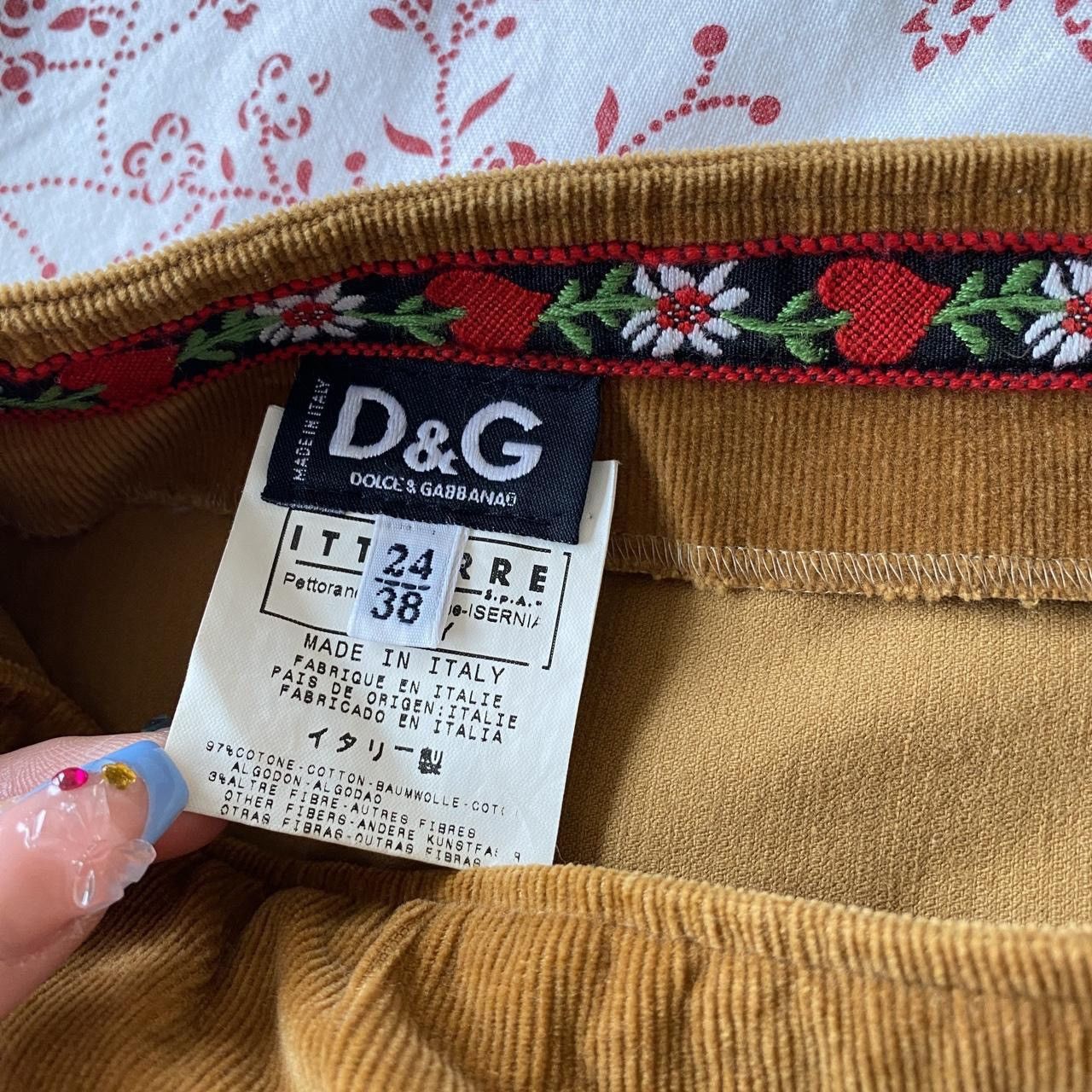 Dolce & Gabbana Dolce & Gabbana FW2002 Dirndl tirol pleated corduroy skirt Size 26" / US 2 / IT 38 - 7 Thumbnail