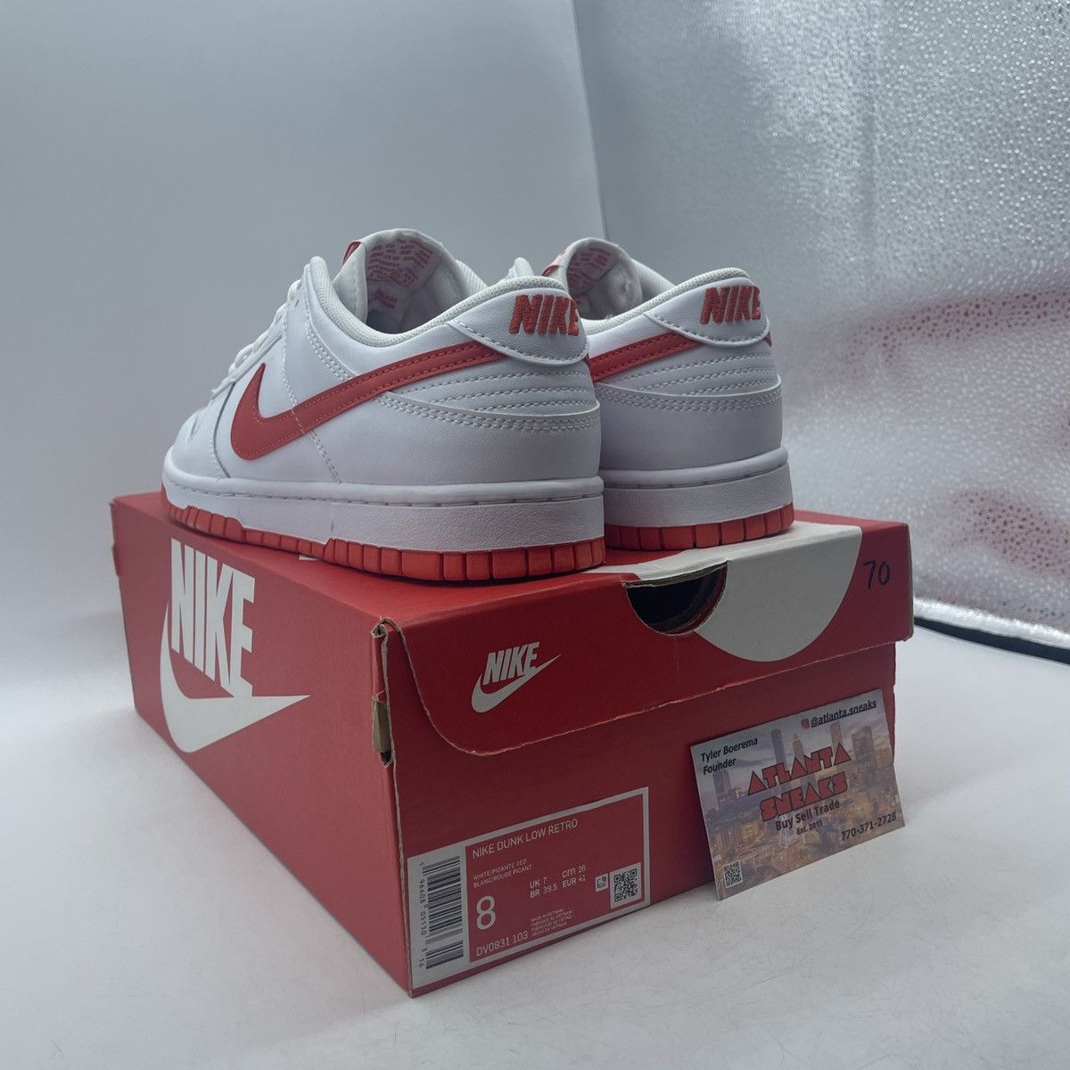 Nike Dunk low picante red Size US 8 / EU 41 - 4 Thumbnail