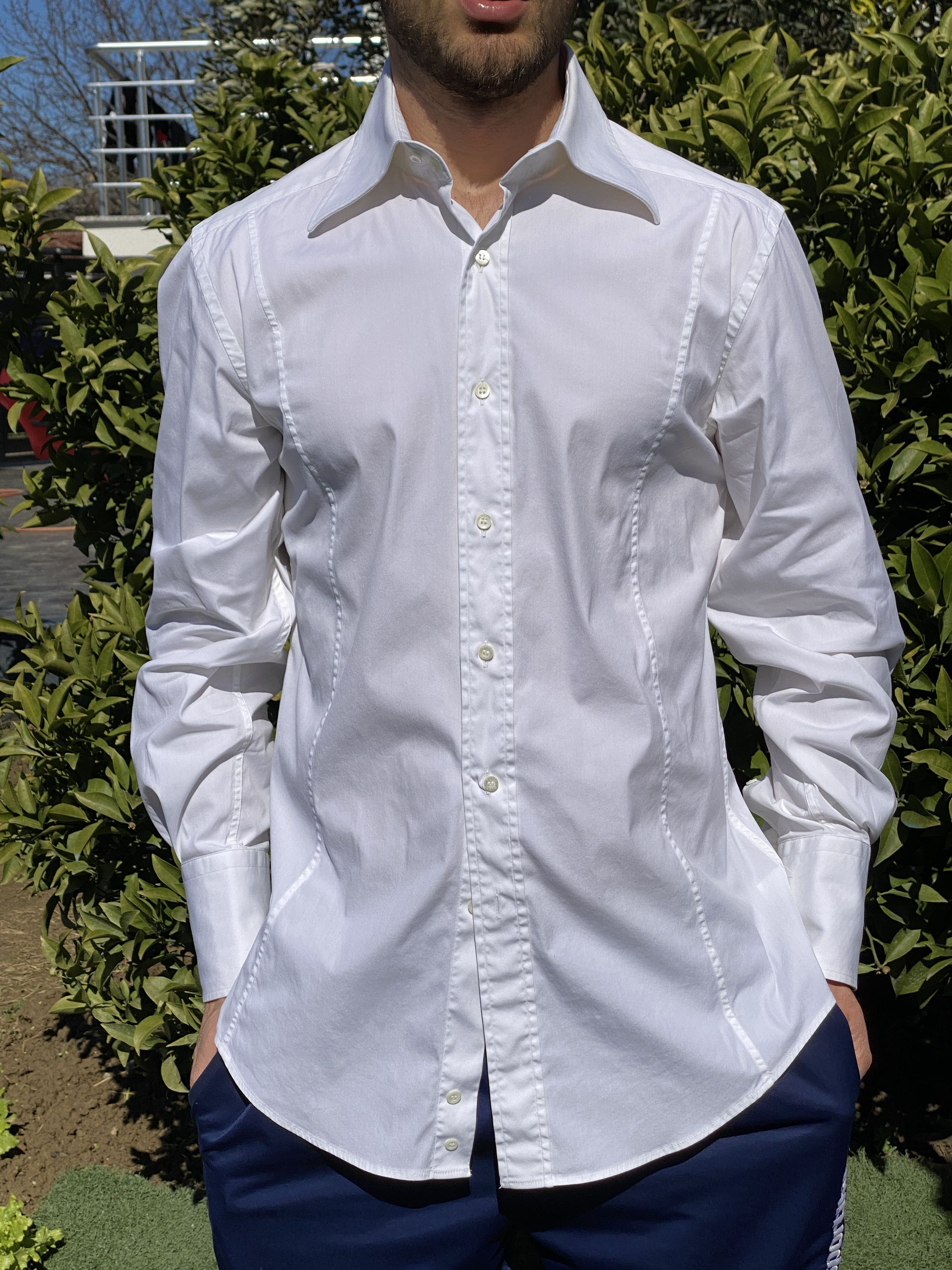 Gucci Royal Fit Gucci Dress Shirt French Cuff Chemise Sz 42 16 1/2 Size US L / EU 52-54 / 3 - 16 Thumbnail