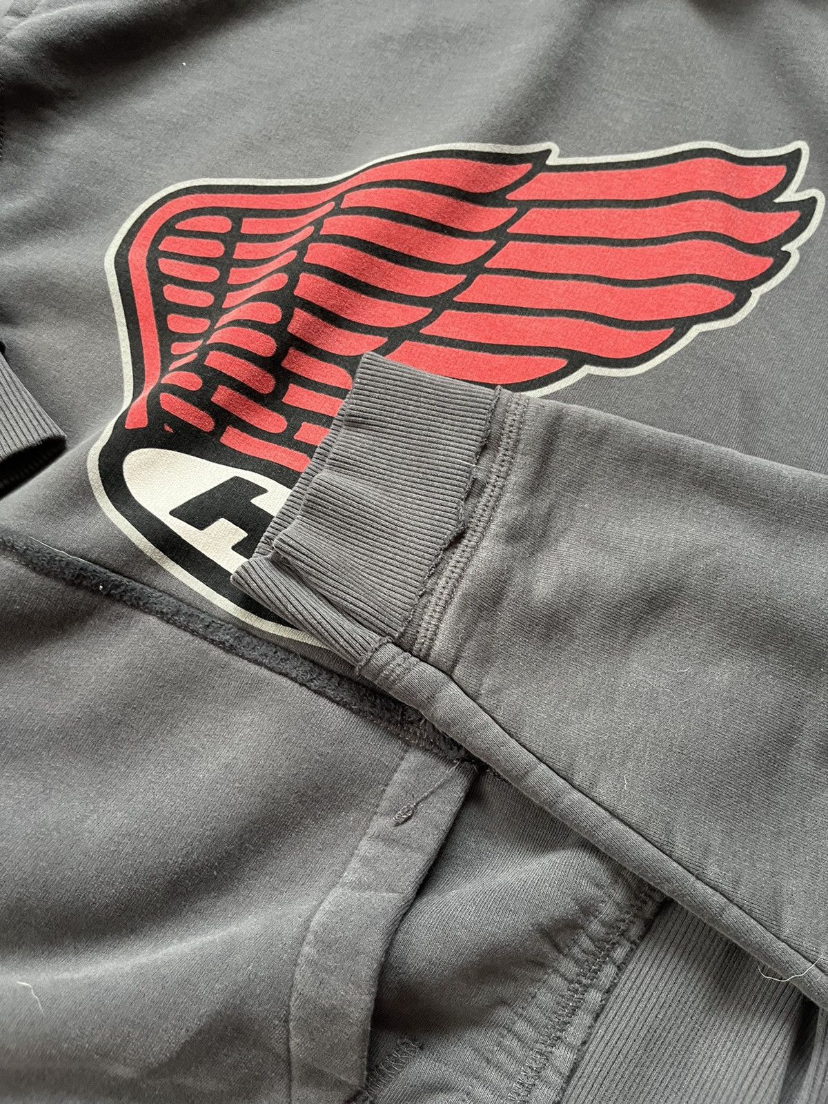 Honda Vintage Honda Motors HM Big Logo Hoodie Gray Size L Size US L / EU 52-54 / 3 - 6 Thumbnail