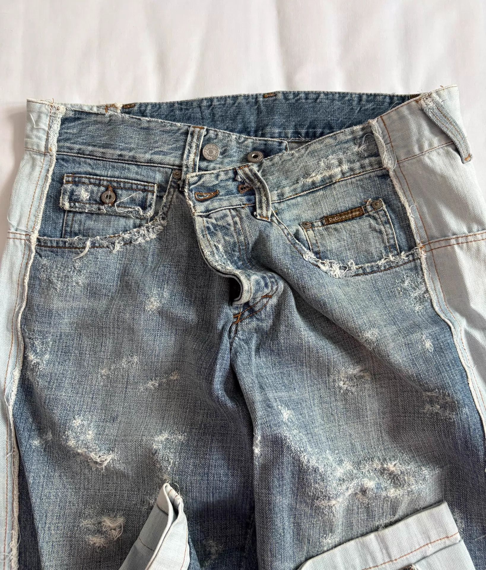 Dolce & Gabbana DG Fake Two-Tone Offset Panel Distressed Denim Shorts Size US 28 / EU 44 - 4 Thumbnail
