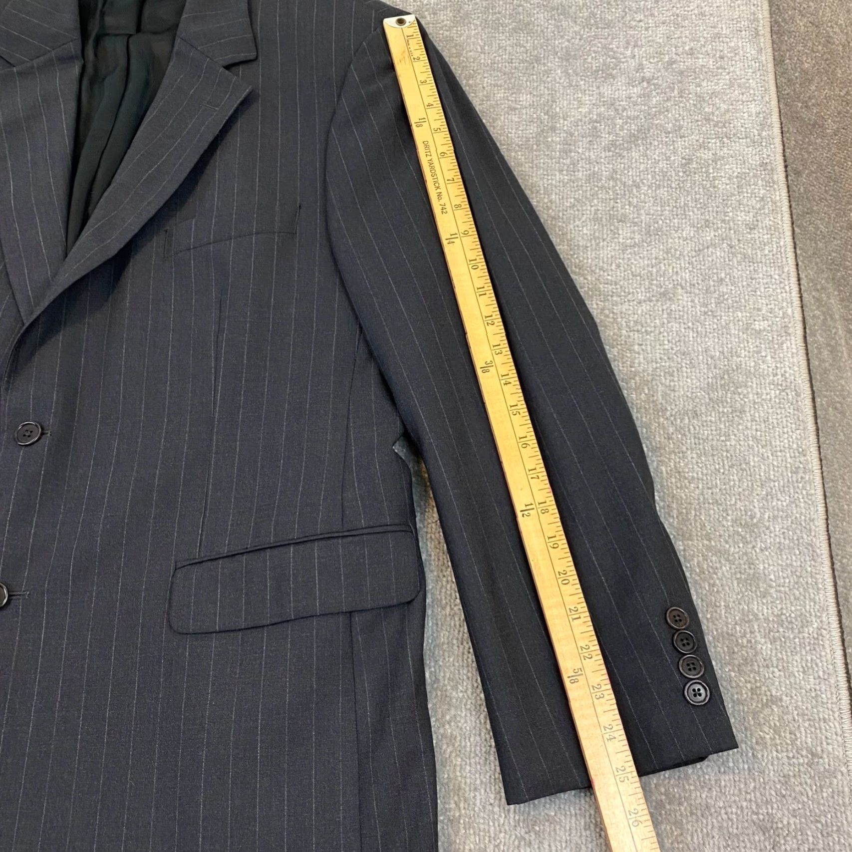 Brooks Brothers VINTAGE Brooks Brothers 346 Wool Blazer Men 44R Business Casual Formal Gray Striped 2-Button Size 44R - 6 Thumbnail