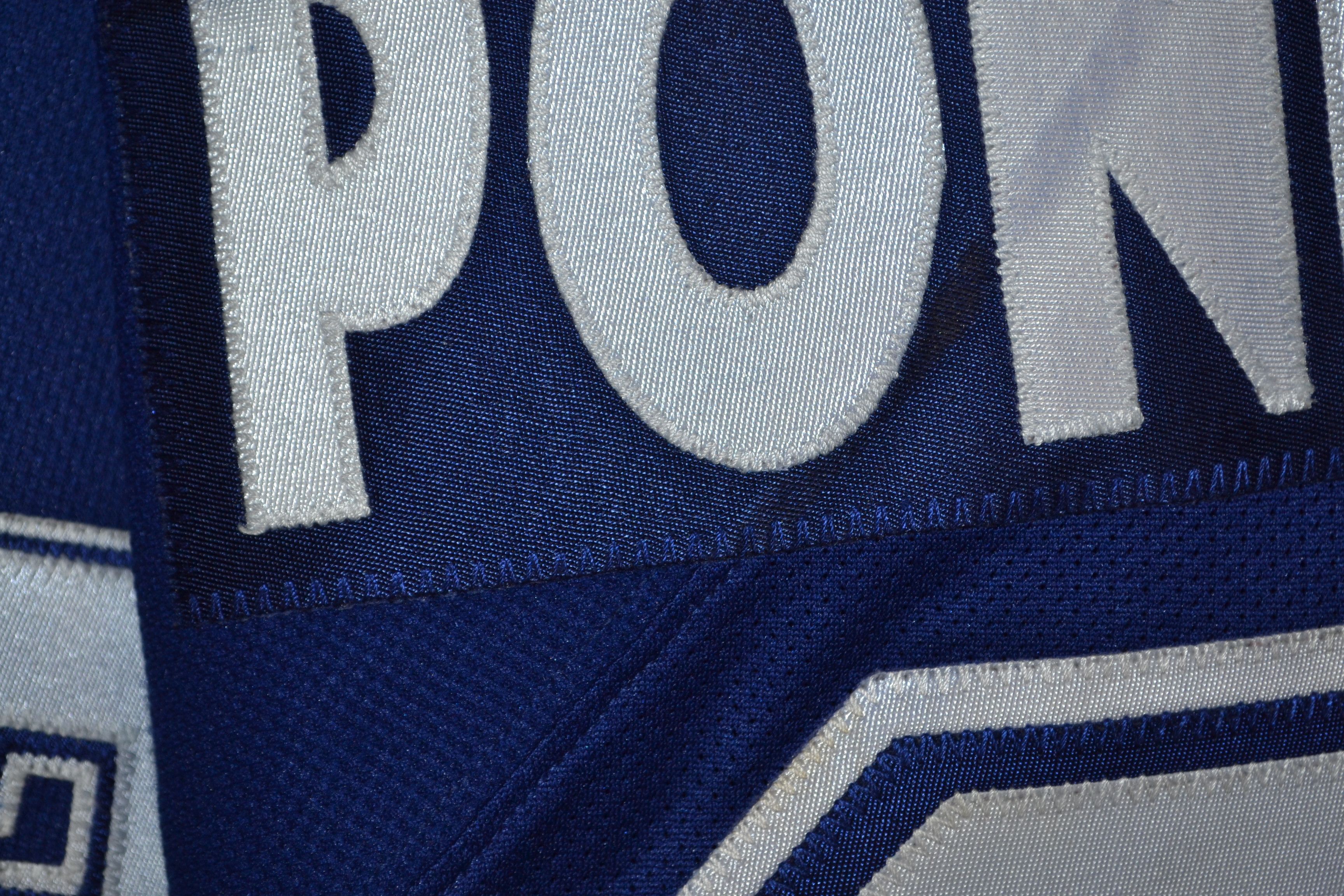 Reebok Toronto Maple Leafs Ponikarovsky 23 Jersey L Vintage Reebok Size US L / EU 52-54 / 3 - 9 Thumbnail