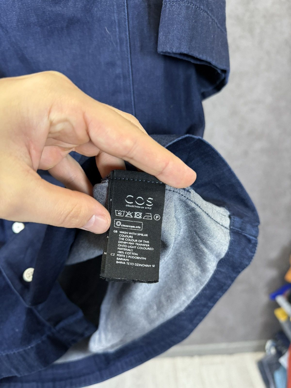 Cos × Designer COS designer pocket shirt Size US S / EU 44-46 / 1 - 4 Thumbnail