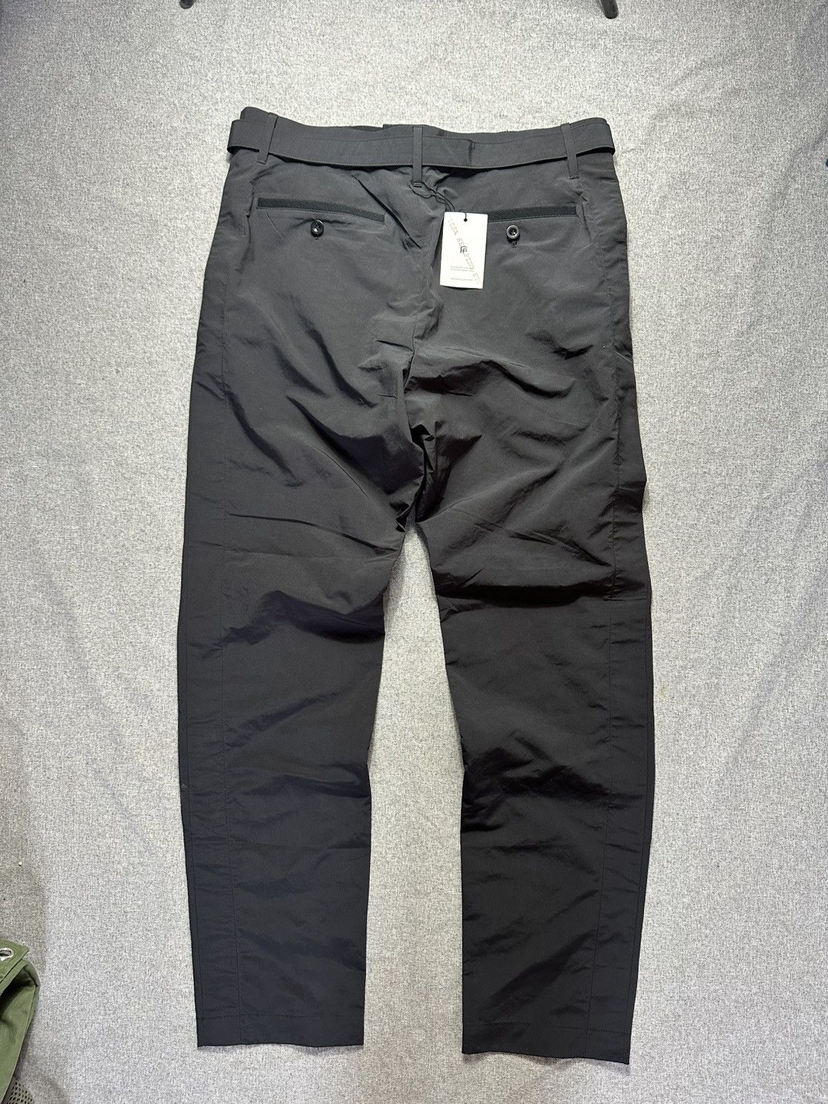 Sacai Sacai Matte Polyester Belted Tafetta Pants Size US 34 / EU 50 - 3 Thumbnail