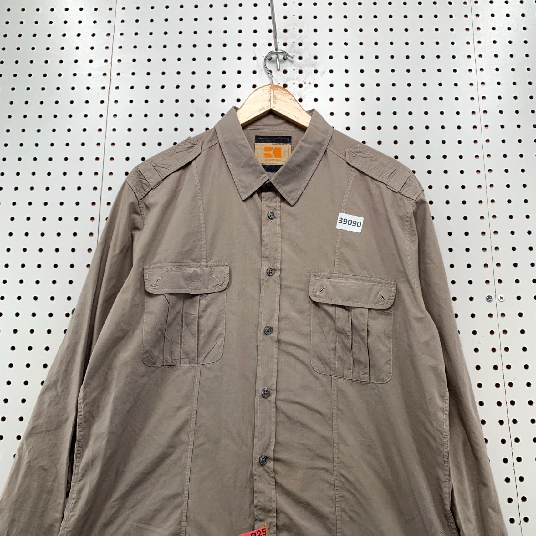 Hugo Boss VINTAGE Hugo BOSS Orange Button-Down Shirt Men XL Brown Long Sleeve Designer 22x31.5 Size US XL / EU 56 / 4 - 2 Thumbnail