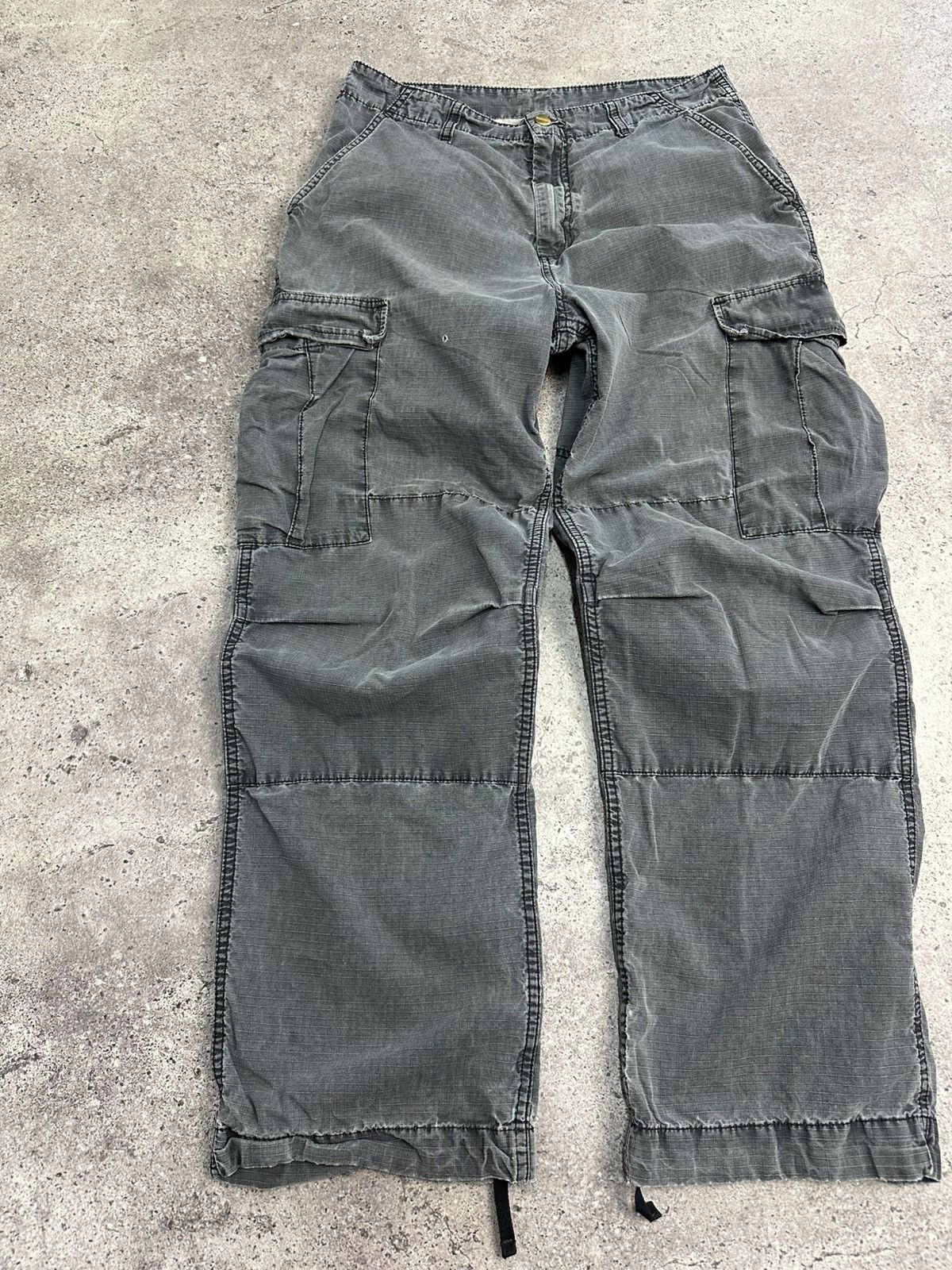 Carhartt Vintage Carhartt Cargo Pants Distressed Y2K Faded Gray Size US 30 / EU 46 - 5 Thumbnail
