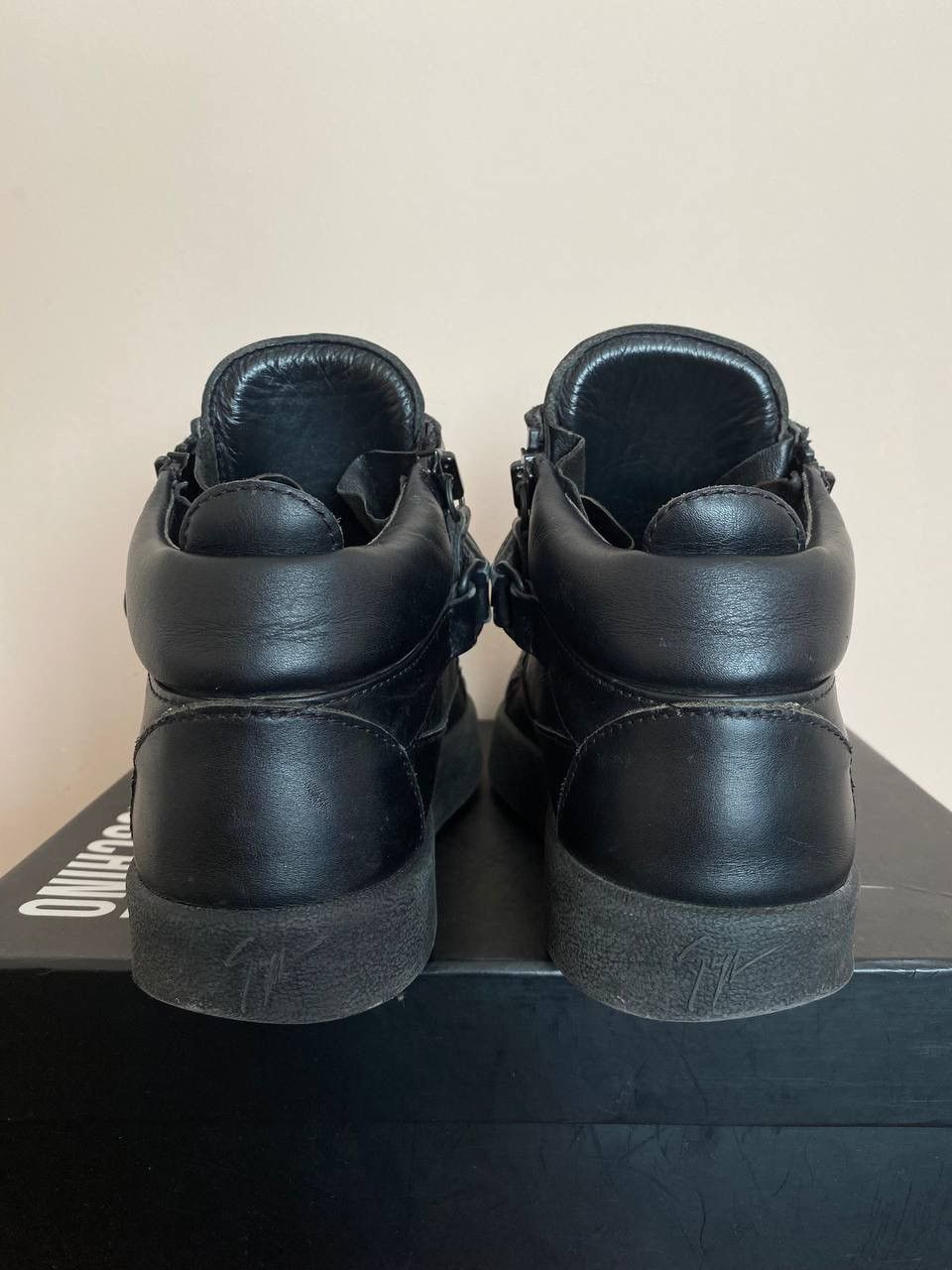 Giuseppe Zanotti Giuseppe Zanotti May London Black Size 38.5 Size US 6 / EU 39 - 5 Thumbnail
