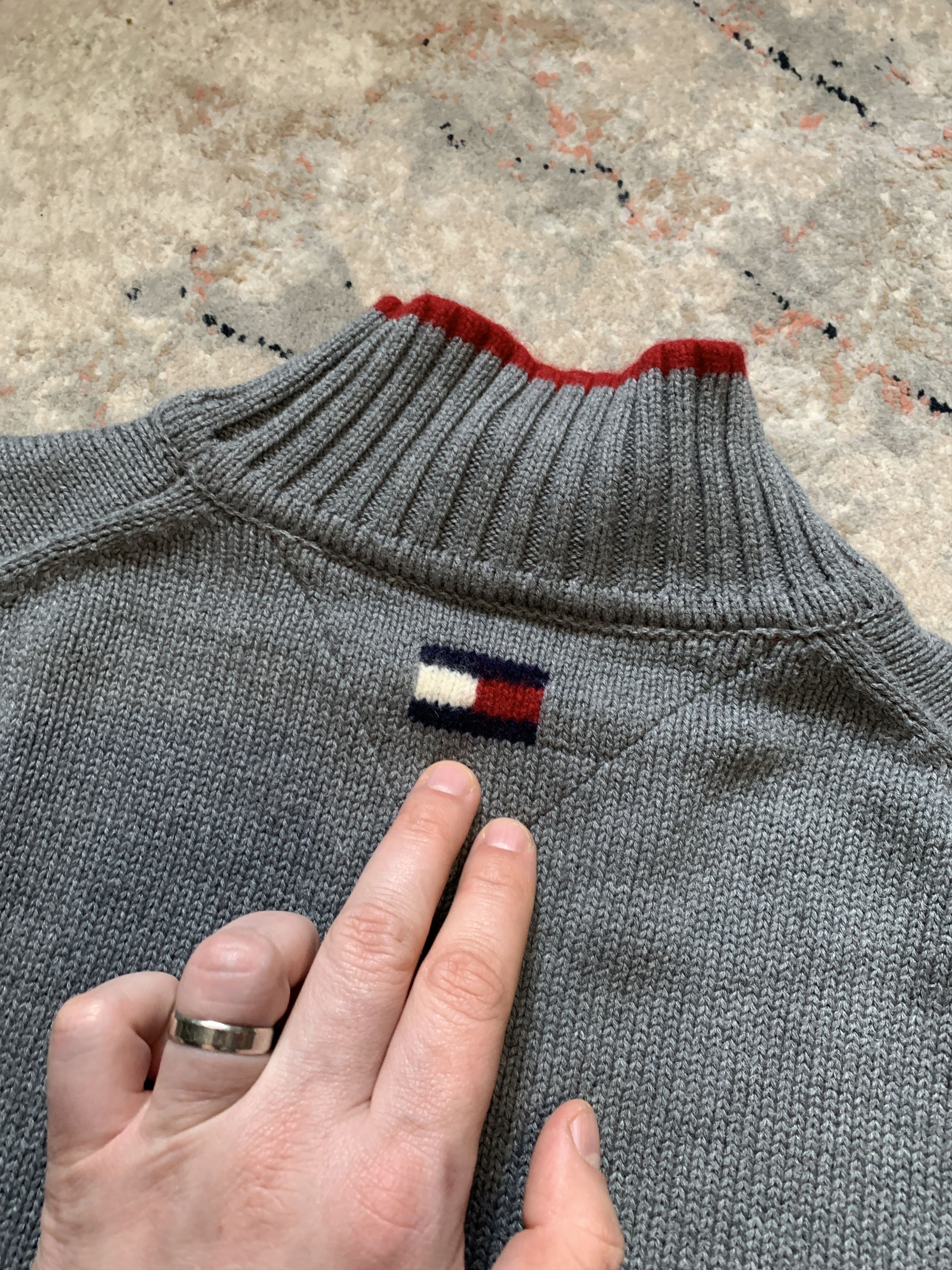 Tommy Hilfiger Vintage Tommy Hilfiger Sweater Size US M / EU 48-50 / 2 - 11 Thumbnail