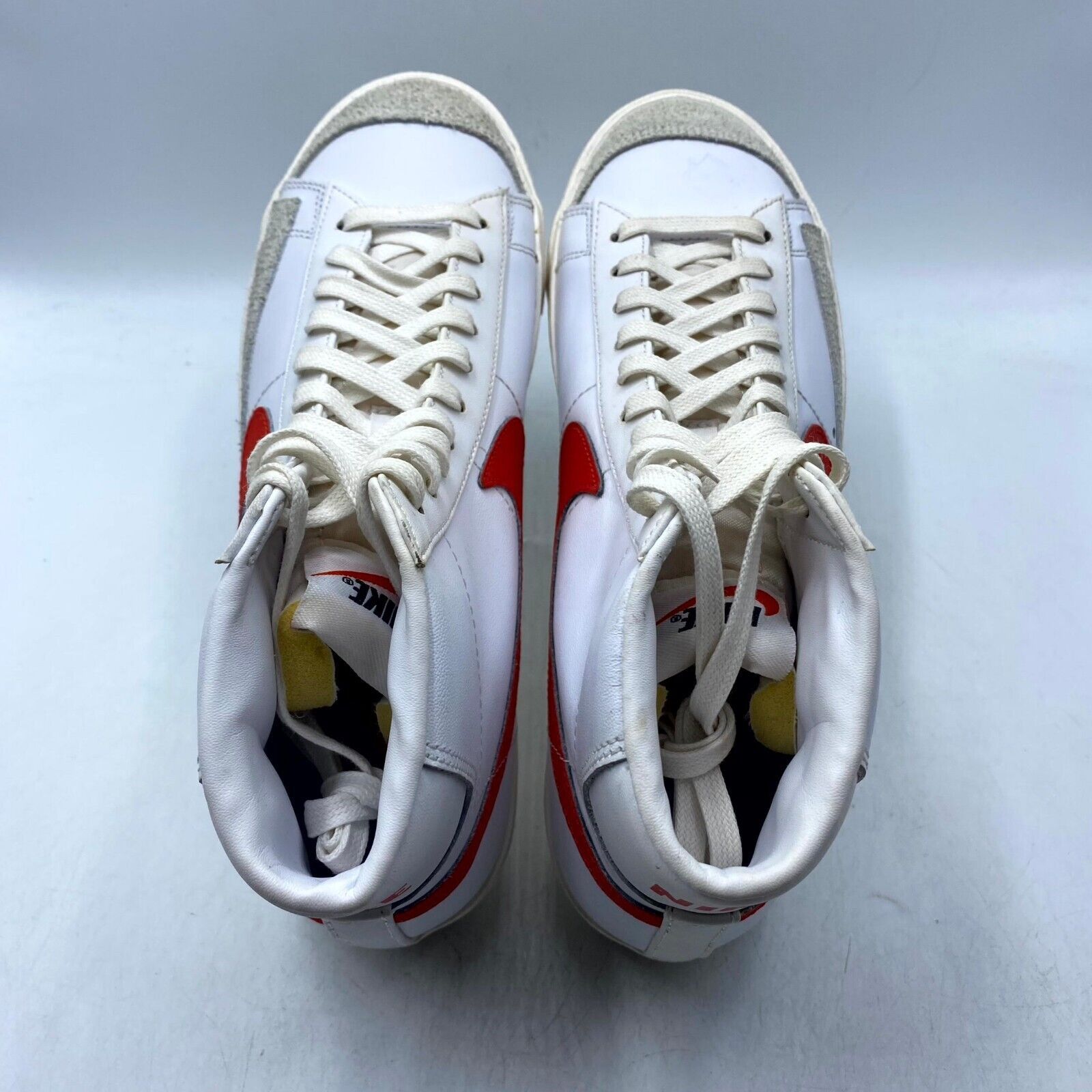 Nike NEW Nike Blazer Mid '77 VNTG Sneaker White Red BQ6806-600 Size US 8 / EU 41 - 6 Thumbnail
