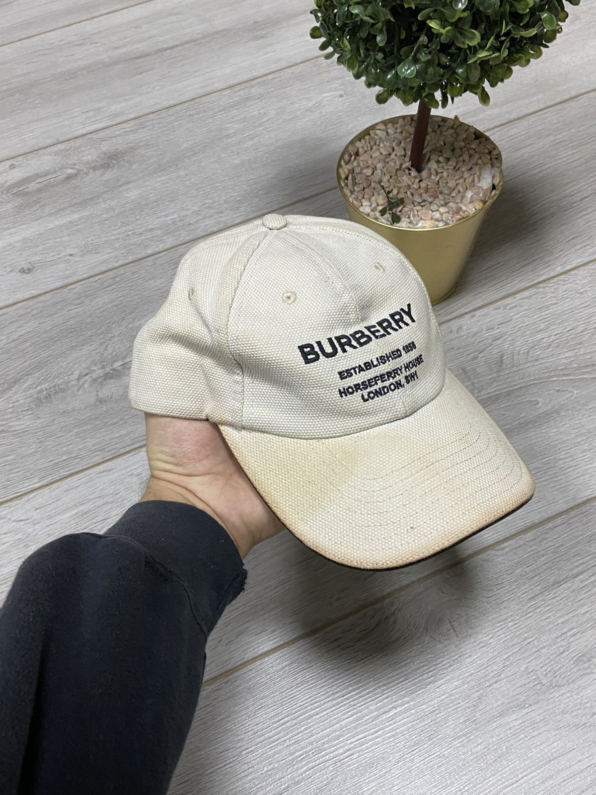 Burberry Burberry London England horseferry house vintage cap Size ONE SIZE - 2 Thumbnail
