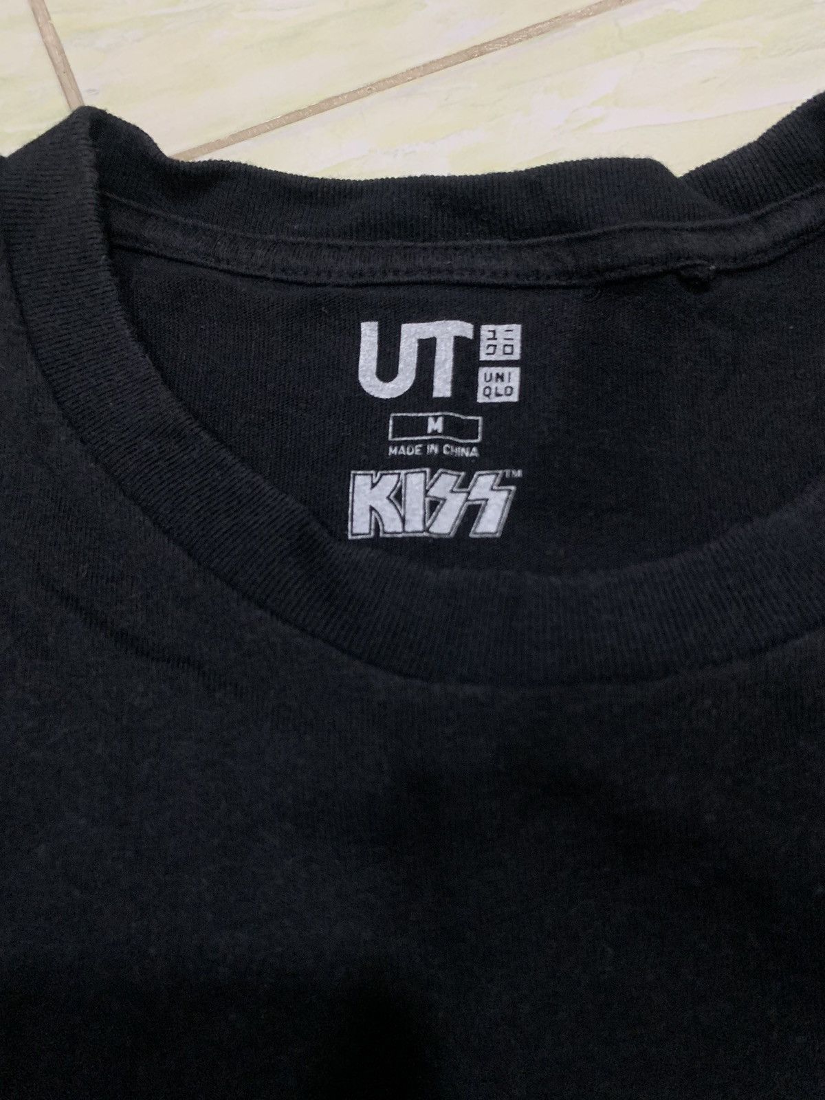 Band Tees Vintage Y2K Uniclo X kiss 2014 Small Size US M / EU 48-50 / 2 - 7 Thumbnail