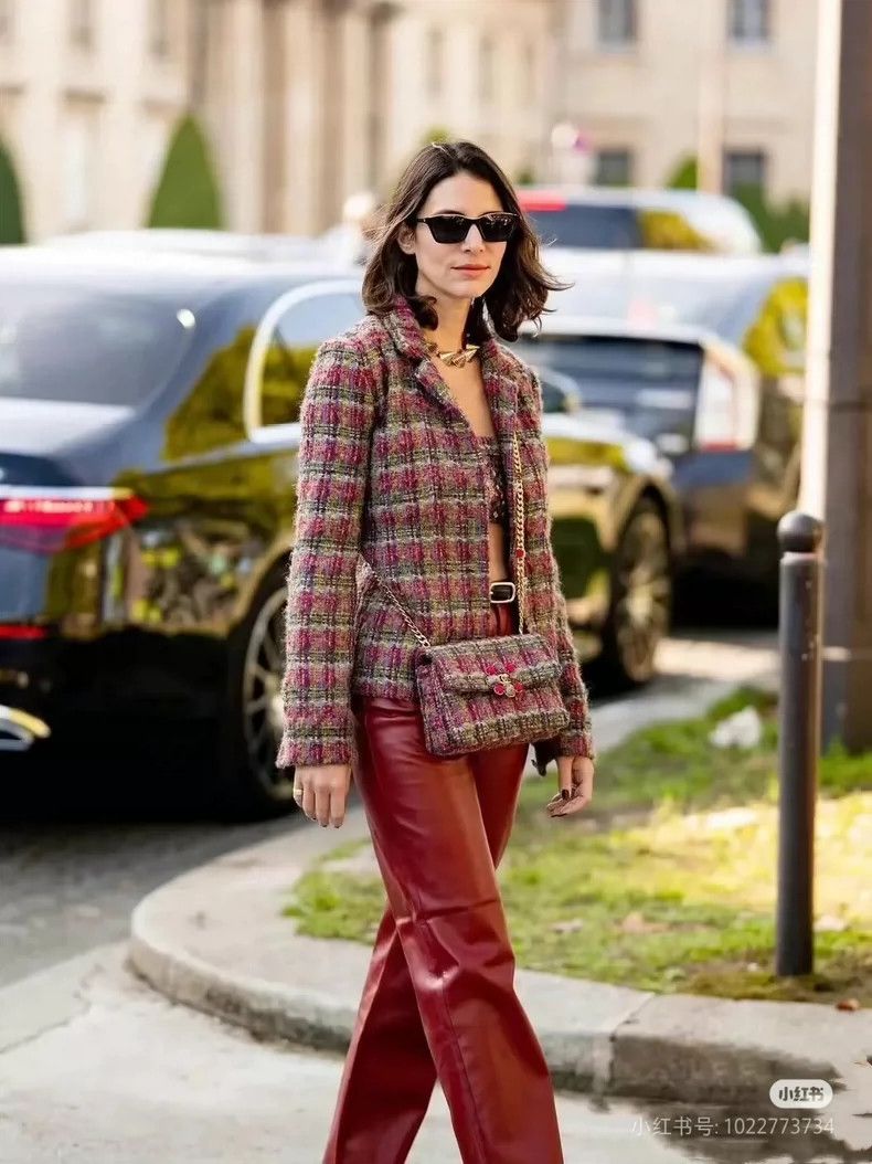 Chanel Chanel 22K tweed shirt jacket Size XS / US 0-2 / IT 36-38 - 2 Thumbnail