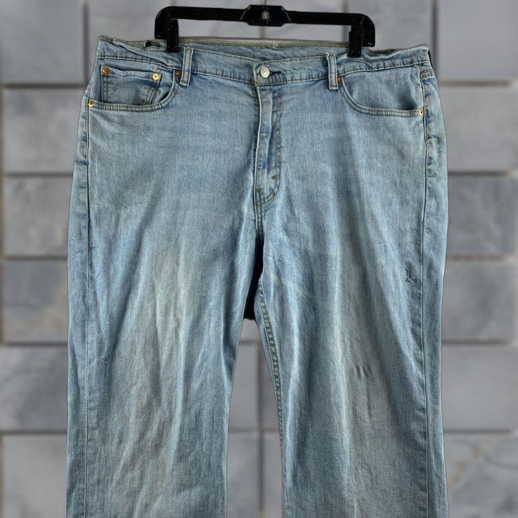 Levi's Levi's Jeans Mens 42 X 30 Blue Light Wash Stretch Distressed Denim Pants 514 Size US 42 / EU 58 - 1 Thumbnail