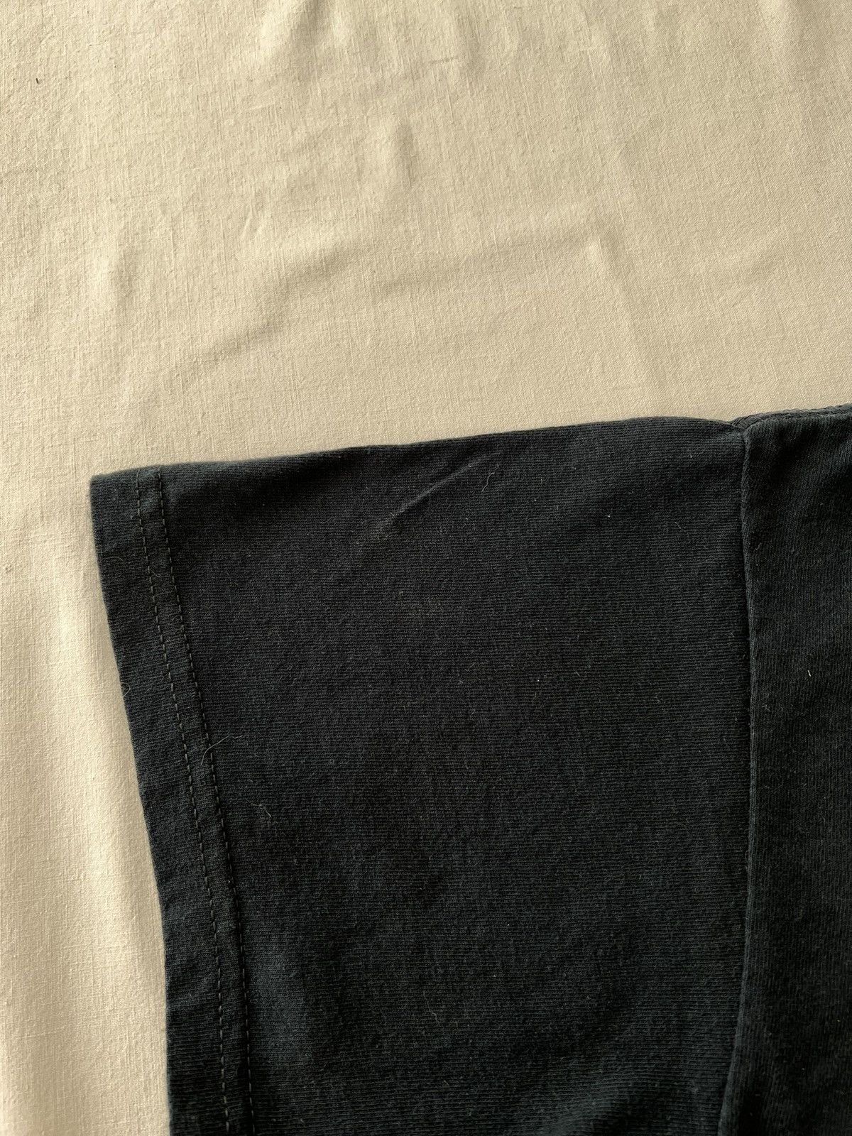 Band Tees Vintage 2000s Metallica Rock Band Black T-shirt Size US M / EU 48-50 / 2 - 11 Thumbnail
