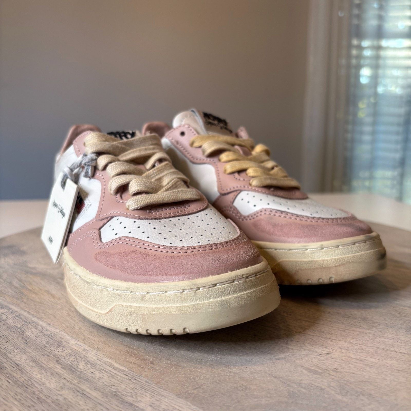 AUTRY Autry Super Vintage Pink White Beige Sneakers Women’s Sz 36 Size US 6 / IT 36 - 5 Thumbnail