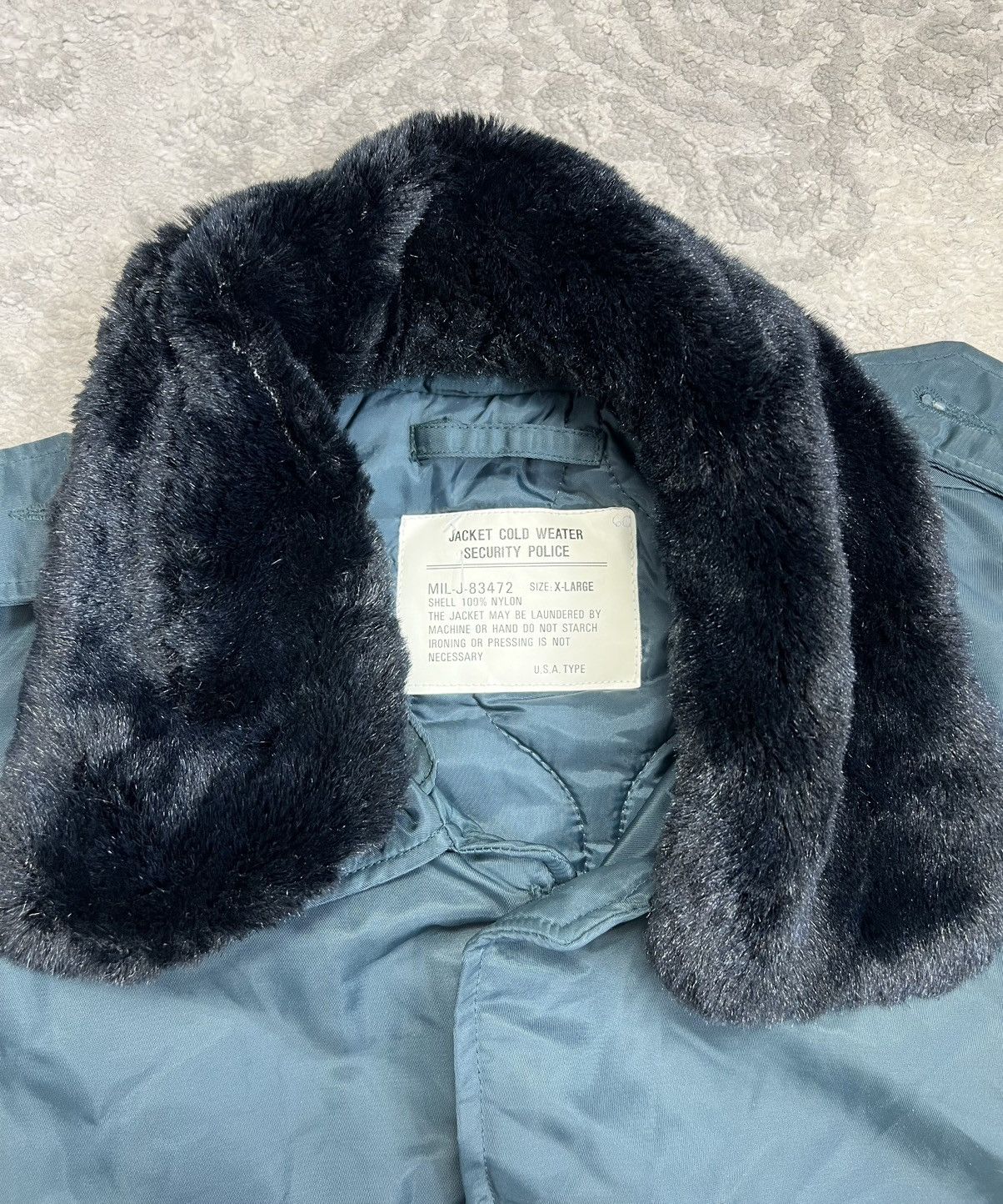 Other Bomber Jacket MIL-J-83472 USA Security Police with Fur Trim Size US XL / EU 56 / 4 - 2 Thumbnail