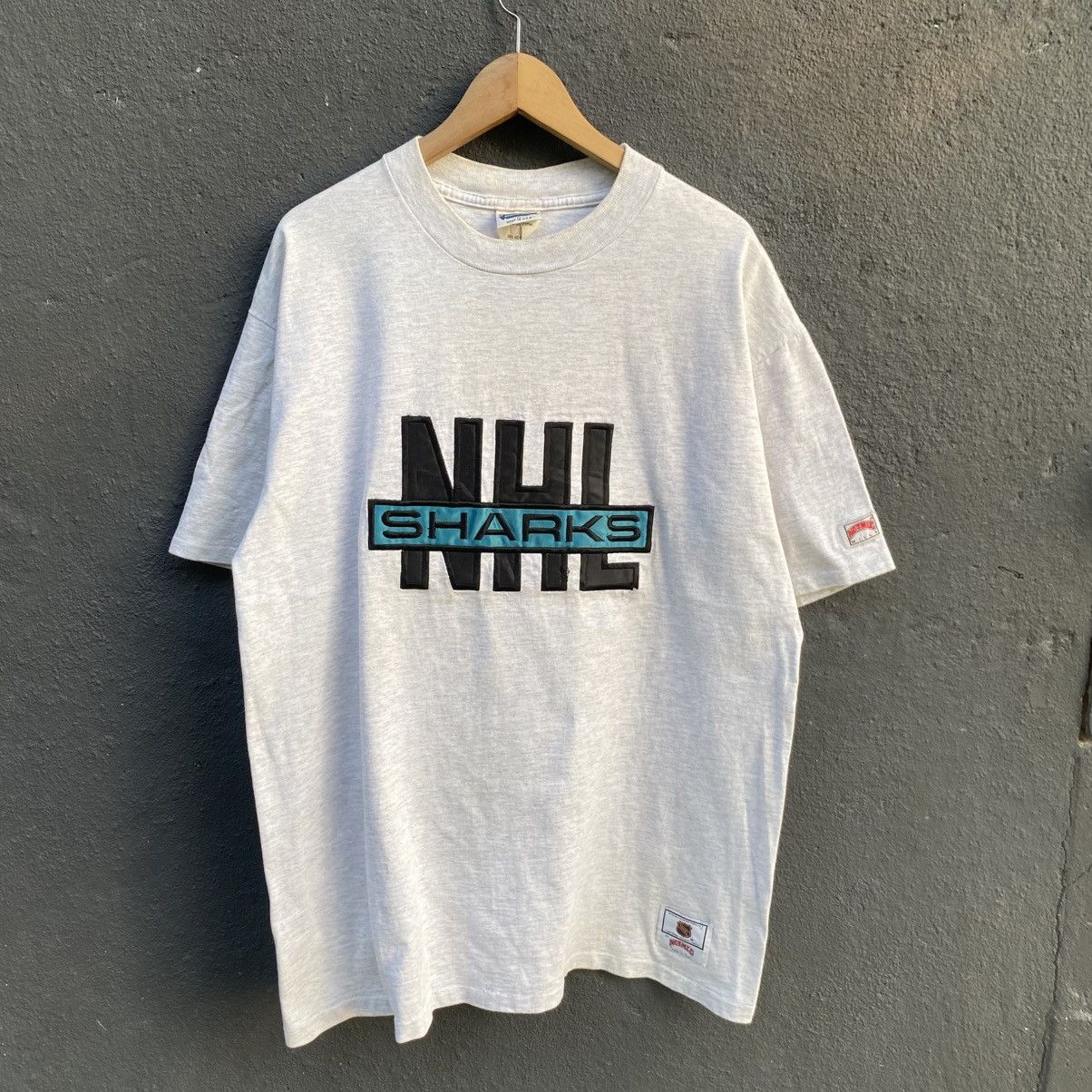 Nutmeg Thrashed 90s Nutmeg NHL SHARK Tee Size US XL / EU 56 / 4 - 1 Thumbnail