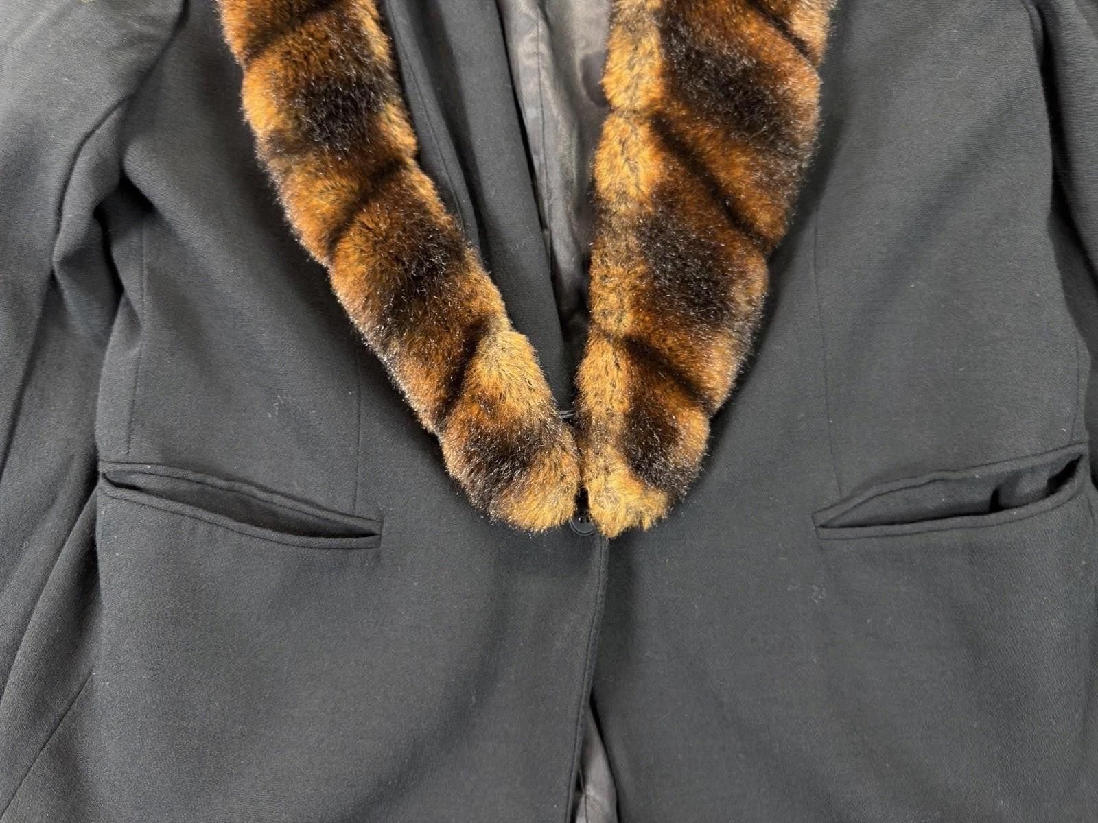 Lauren Ralph Lauren Lauren Ralph Lauren Wool Faux Fur Collar Jacket Sz 12 Size XL / US 12-14 / IT 48-50 - 4 Thumbnail
