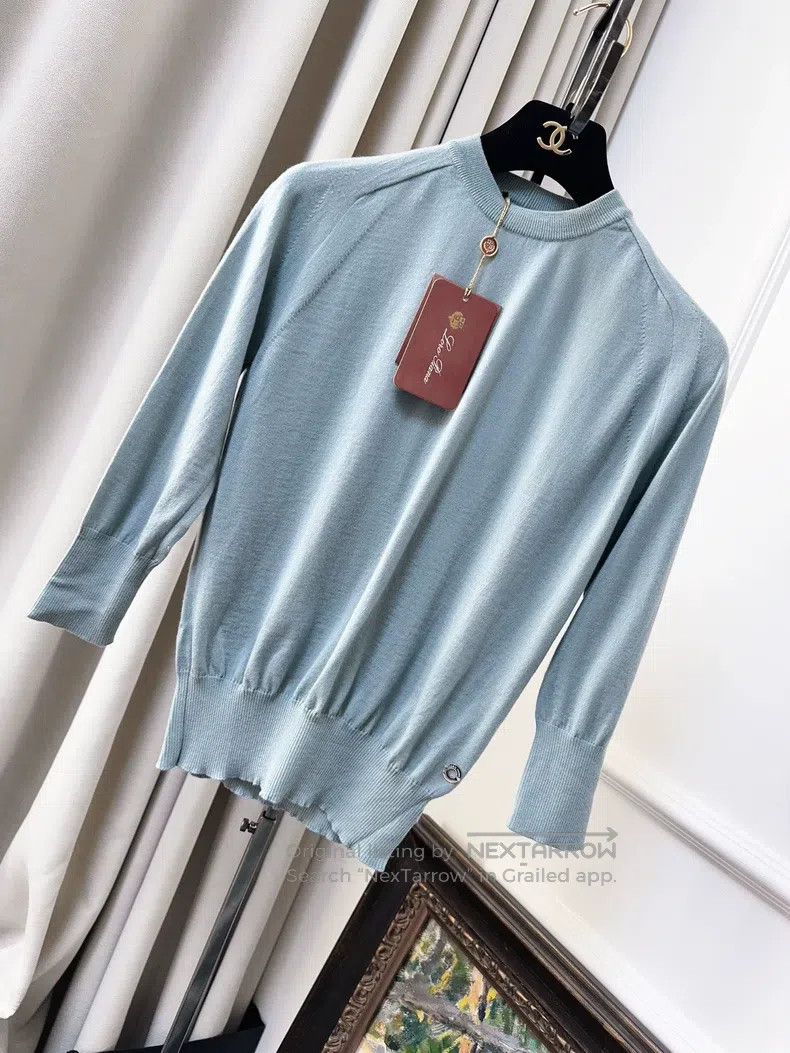 Loro Piana Loro Piana Baby Blue Cashmere Crew Neck Top Size XS / US 0-2 / IT 36-38 - 1 Thumbnail
