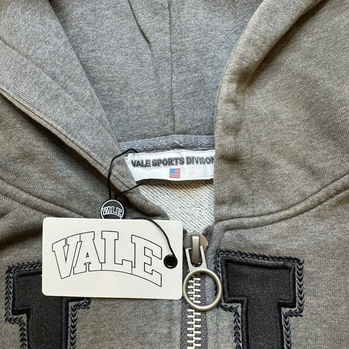 Vale Vale Forever Dirty Friday Zip Up Hoodie SIZE LARGE Size US L / EU 52-54 / 3 - 4 Thumbnail