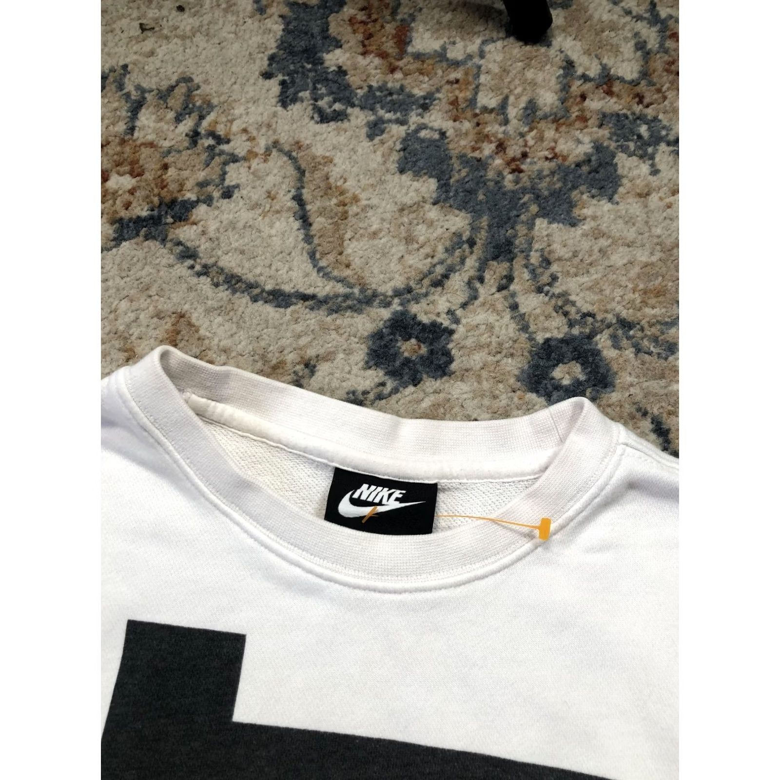 Nike Nike Sweatshirt Mens Medium White Just Do It Crewneck Pullover Black Swoosh Logo Size US M / EU 48-50 / 2 - 6 Thumbnail