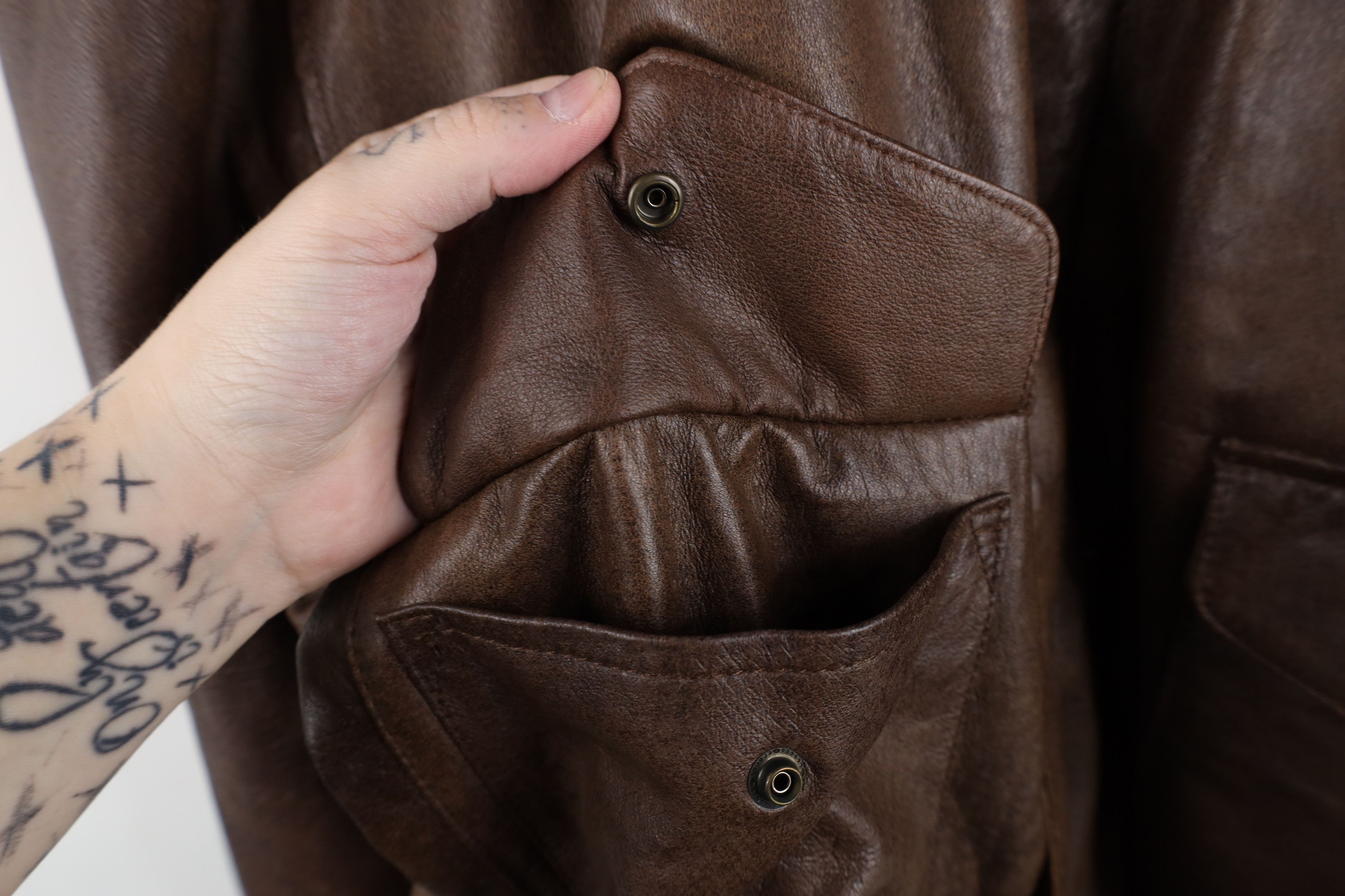 Vintage Vintage 90s Streetwear Leather B3 Flight Bomber Jacket Brown Size US L / EU 52-54 / 3 - 5 Thumbnail