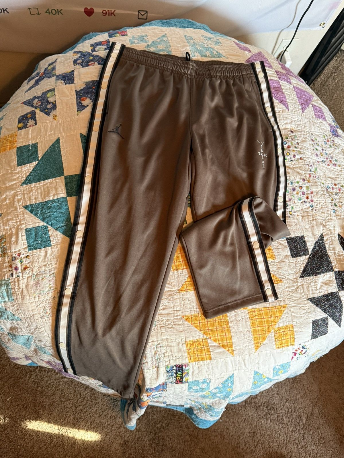 Jordan Brand × Travis Scott Cactus Jack MJ Track Pant Palomino Brown Size US 38 / EU 54 - 1 Thumbnail