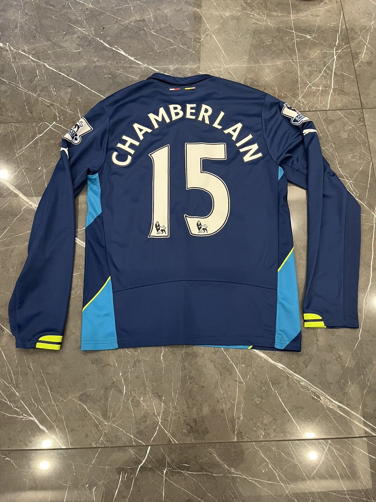 Puma Puma Arsenal 2014 - 2015 Champions League Chamberlain #15 Size US M / EU 48-50 / 2 - 5 Thumbnail