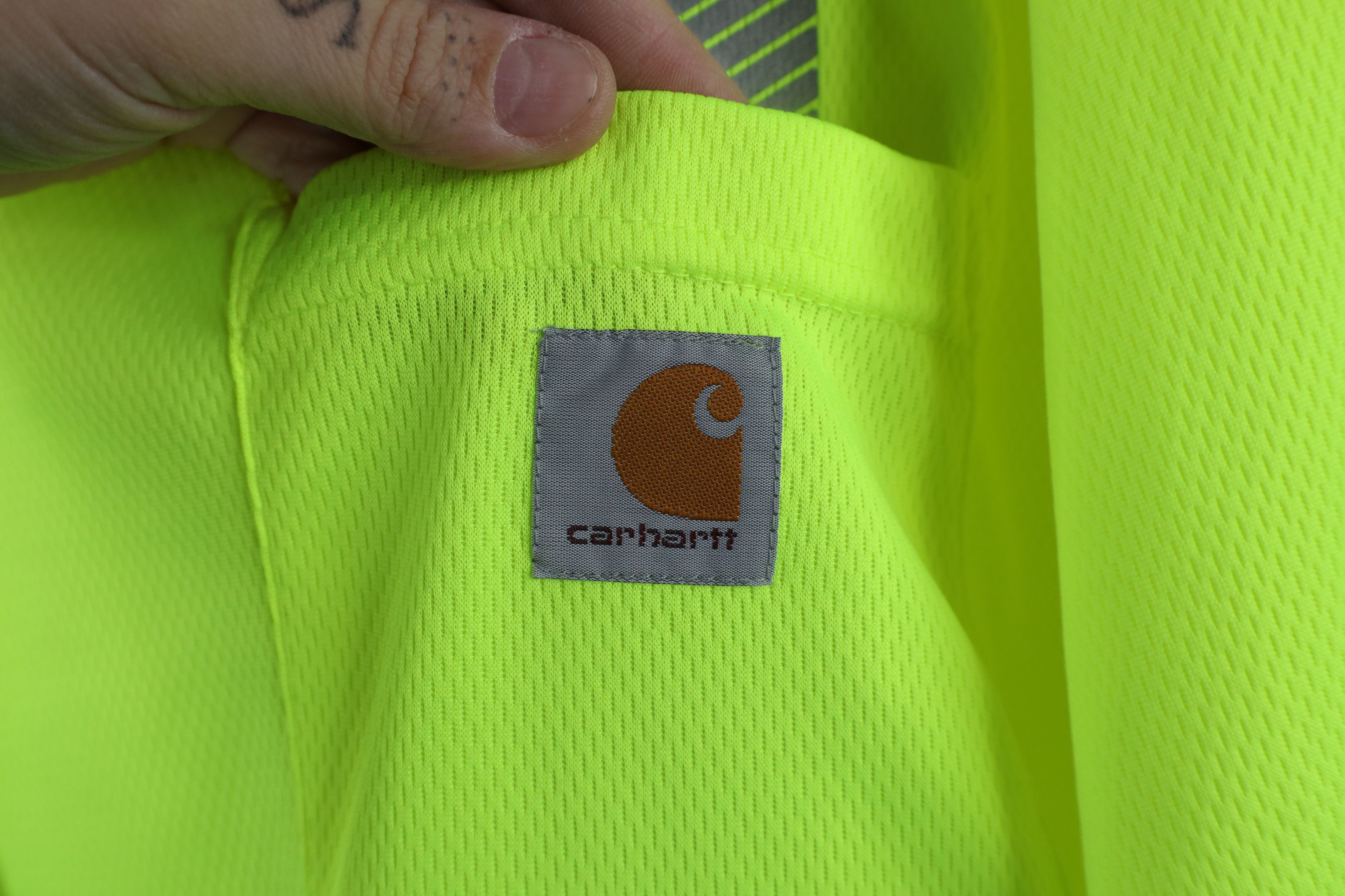 Carhartt × Vintage Vintage Carhartt Reflective Work Emergency Pocket T-Shirt Size US L / EU 52-54 / 3 - 5 Thumbnail