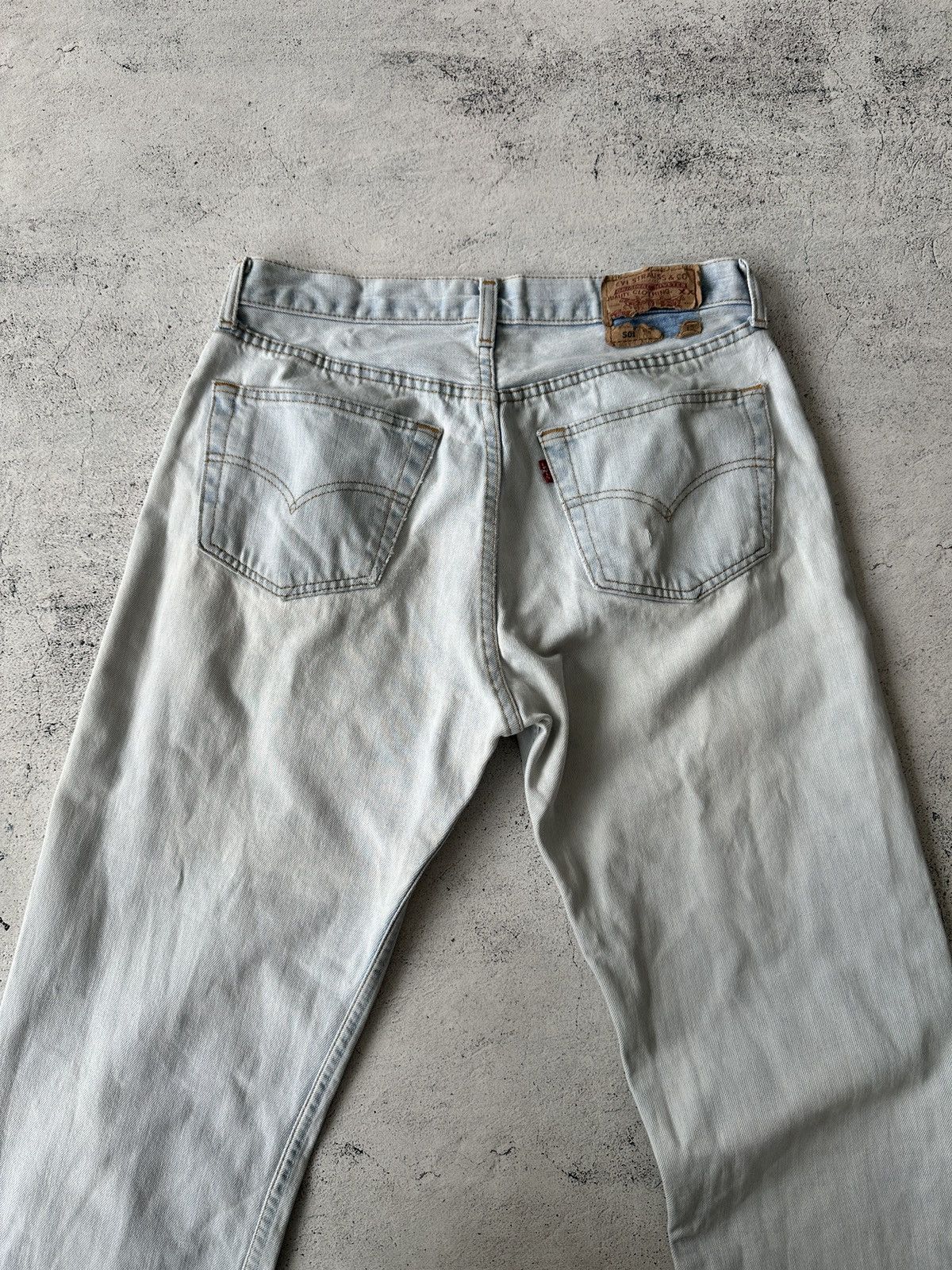 Levi's × Levi's Vintage Clothing × Vintage Vintage Levi’s 501 Denim Faded Jeans Size US 33 - 11 Thumbnail