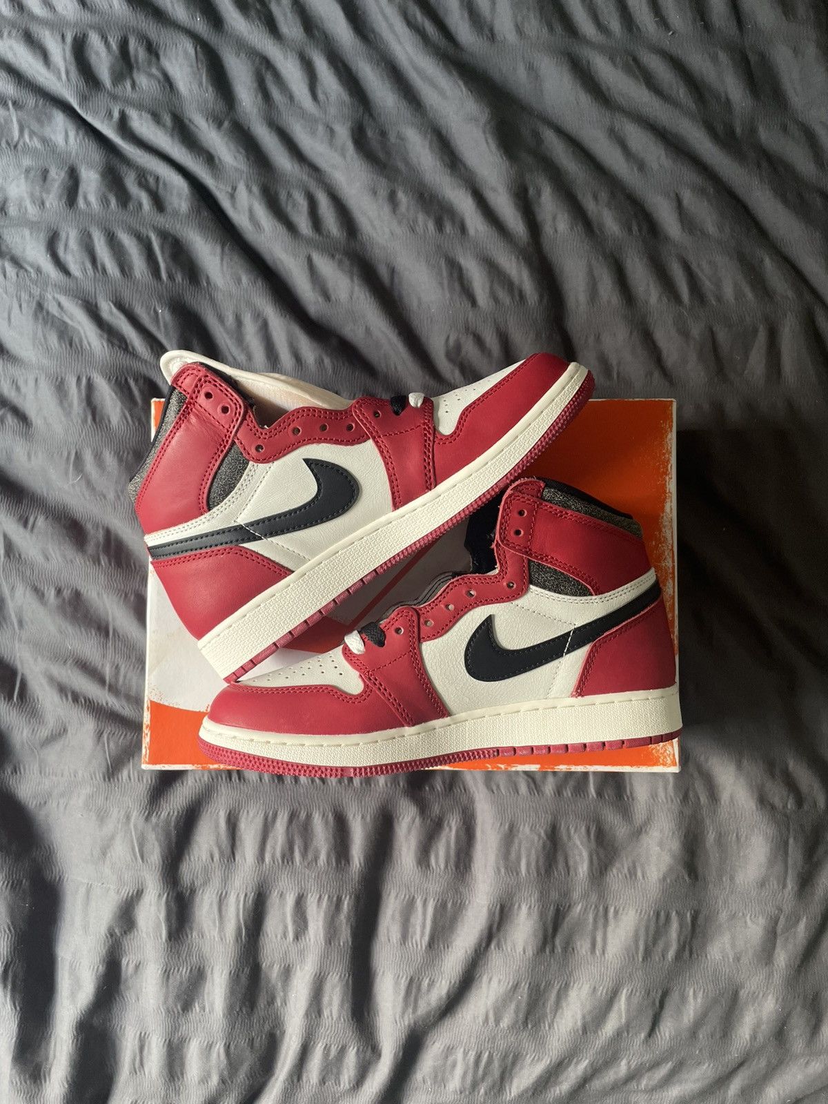 Nike Jordan 1 lost and found US6y Size US 8 / IT 38 - 2 Thumbnail