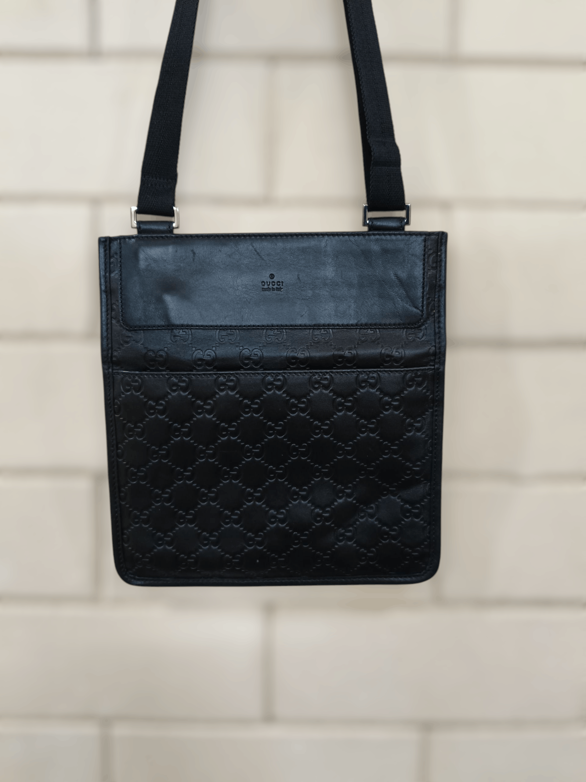 Gucci Gucci Leather Monogram Crossbody Sling Bag Size ONE SIZE - 1 Thumbnail