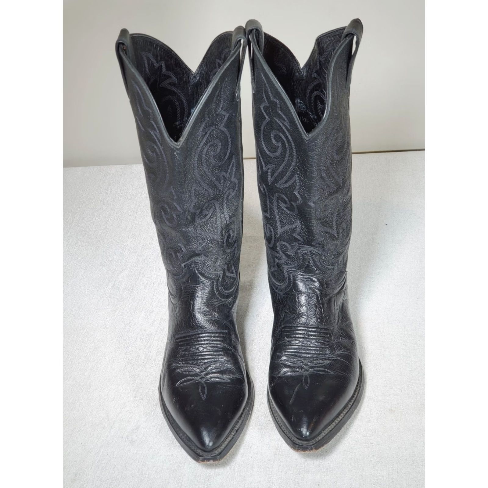 Vintage Justin 1434 Classic Western Boots Black Corona Cowhide Pointed Toe Mens US 9 EE - Vintage Leather Cowboy Boot Size US 9 / EU 42 - 7 Thumbnail