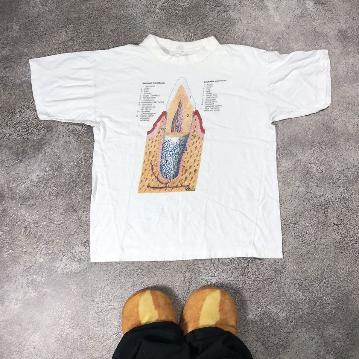 Vintage Vintage 90s Anatomy Graphic Tee Streetwear Art Y2K Cropped M Size US M / EU 48-50 / 2 - 1 Thumbnail