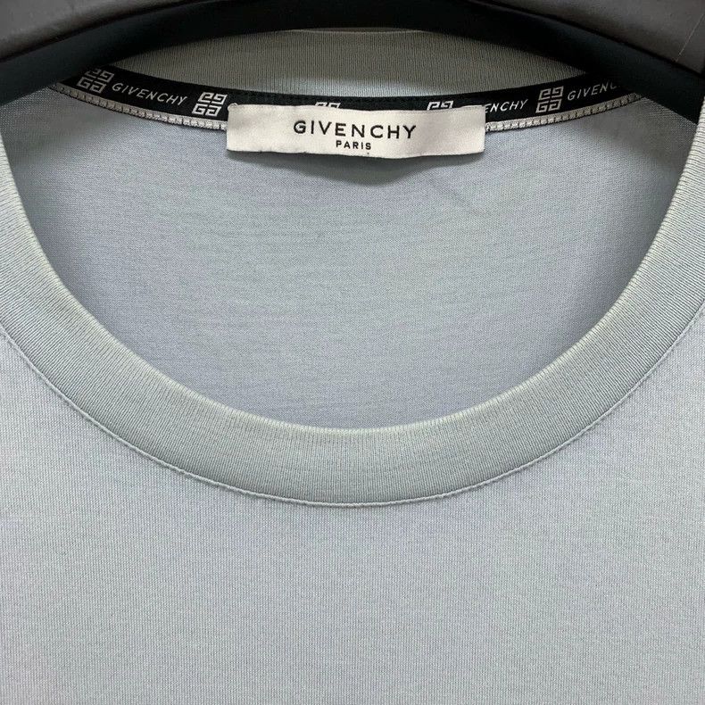 Givenchy Givenchy Mist Blue Short-Sleeve T-Shirt Size US XXL / EU 58 / 5 - 5 Thumbnail