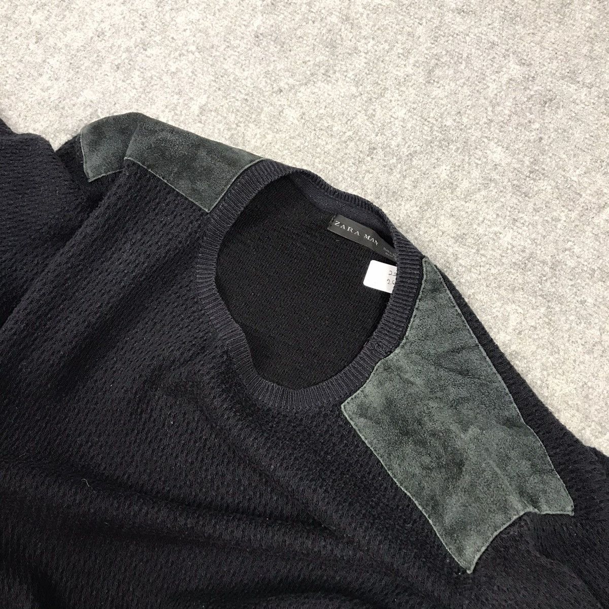 Japanese Brand JAPANESE STYLE ZARA LEATHER SHOULDER SWEATSHIRT Size US L / EU 52-54 / 3 - 6 Thumbnail